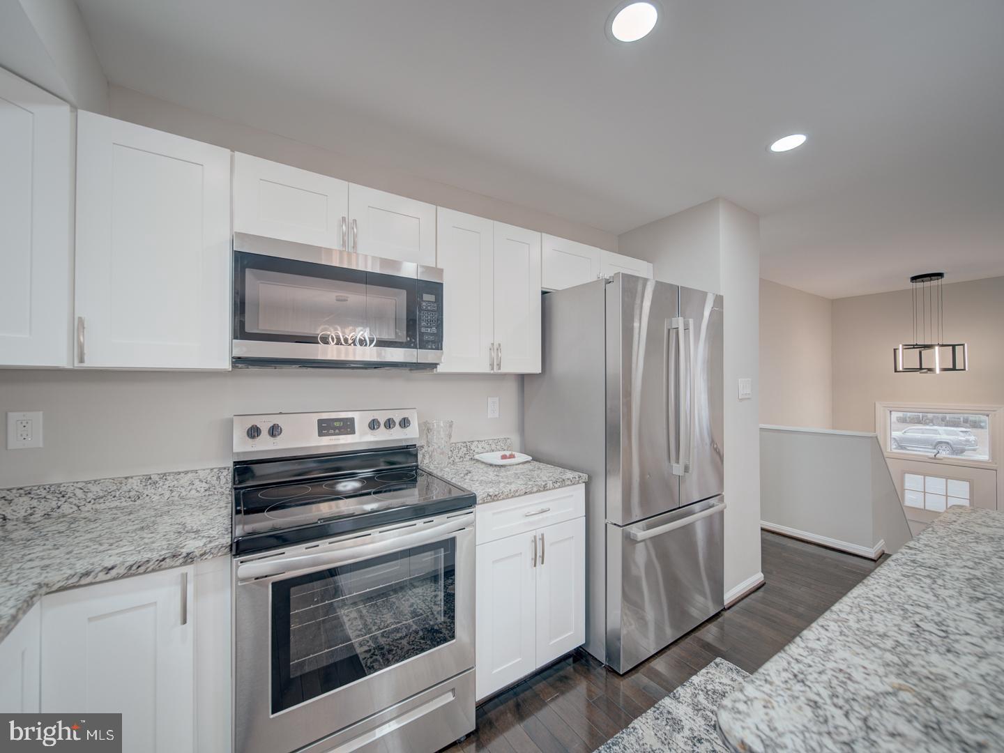 ST CHARLES BANNISTER - Residential