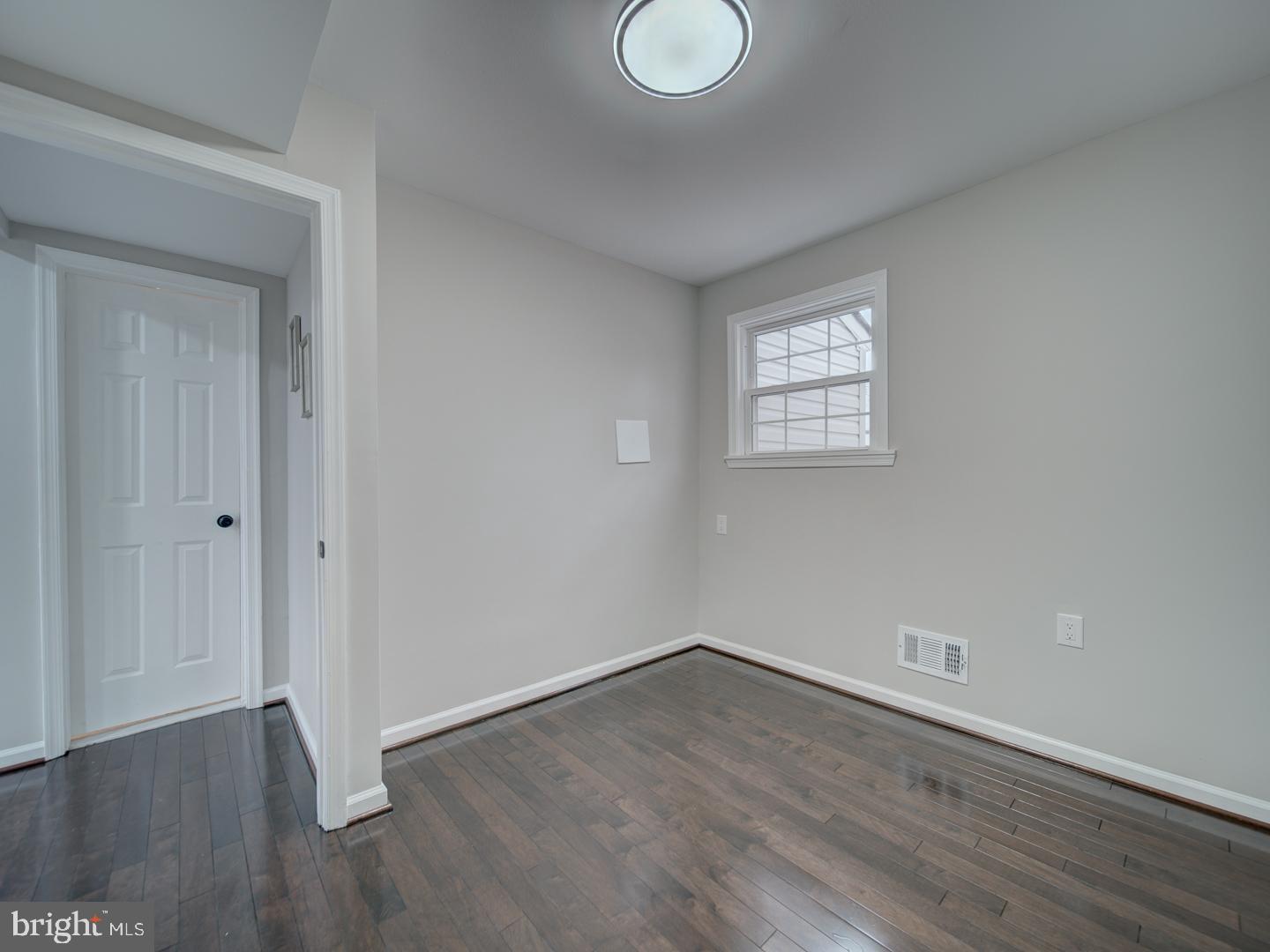 ST CHARLES BANNISTER - Residential