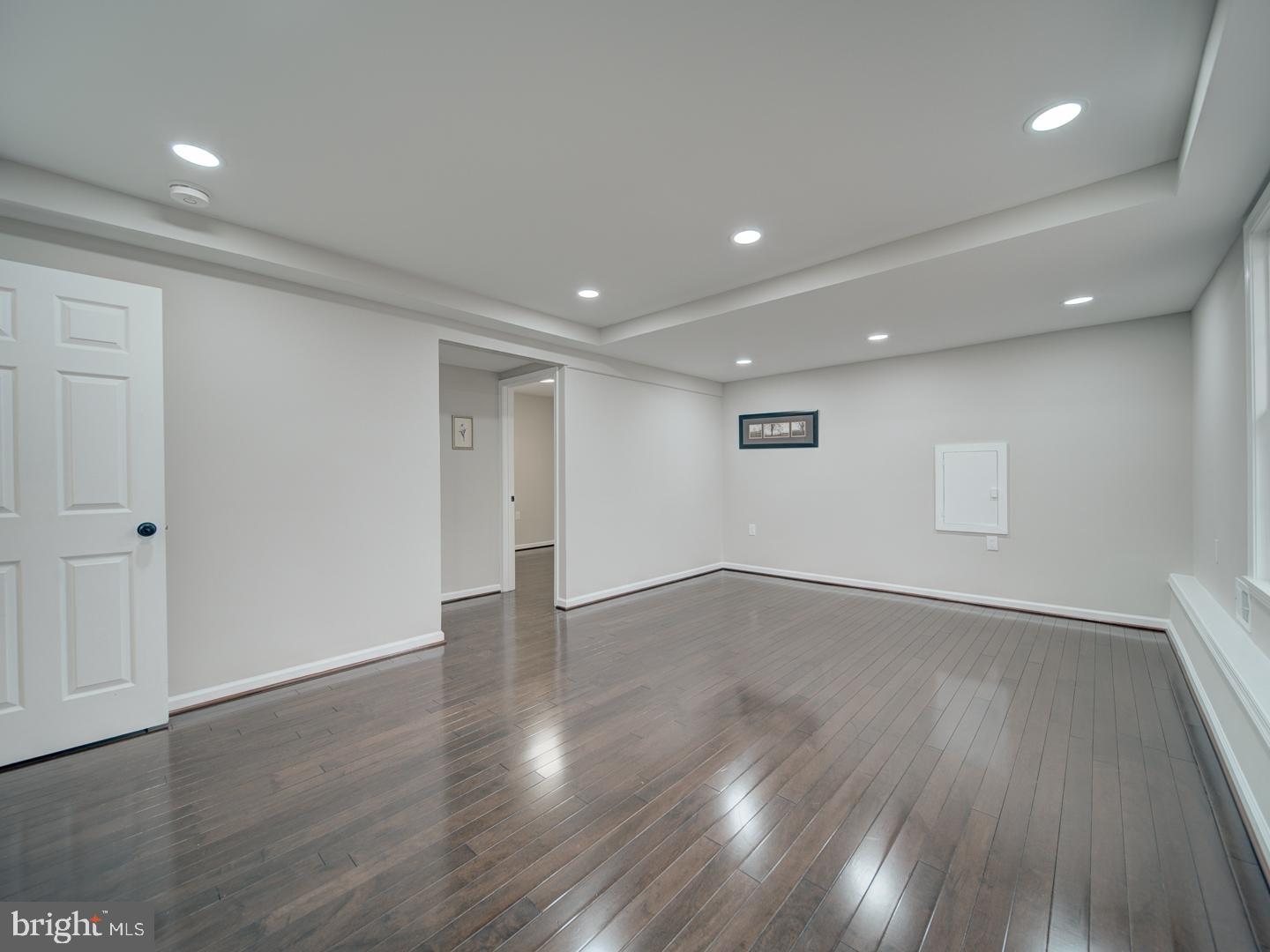 ST CHARLES BANNISTER - Residential