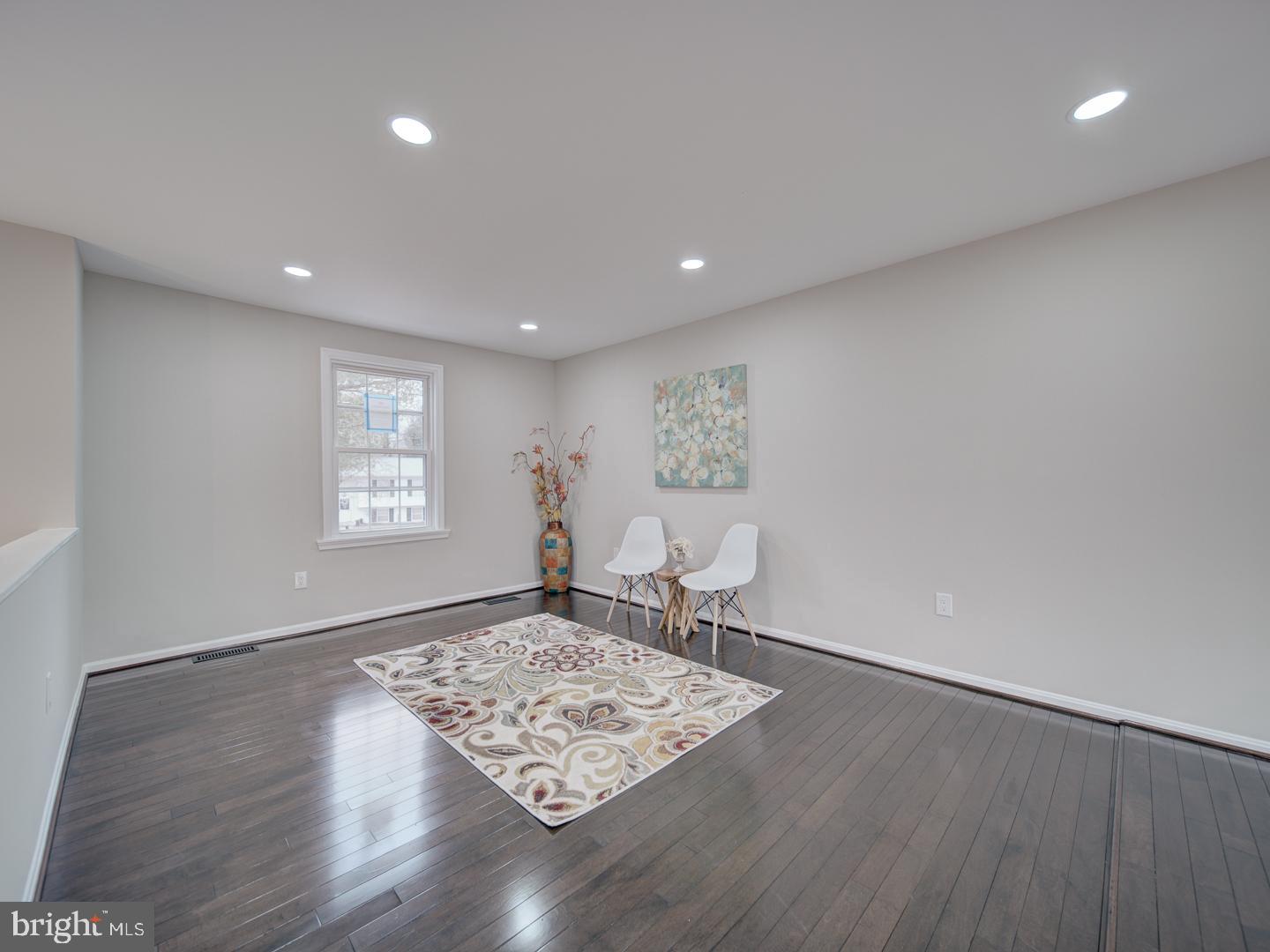 ST CHARLES BANNISTER - Residential