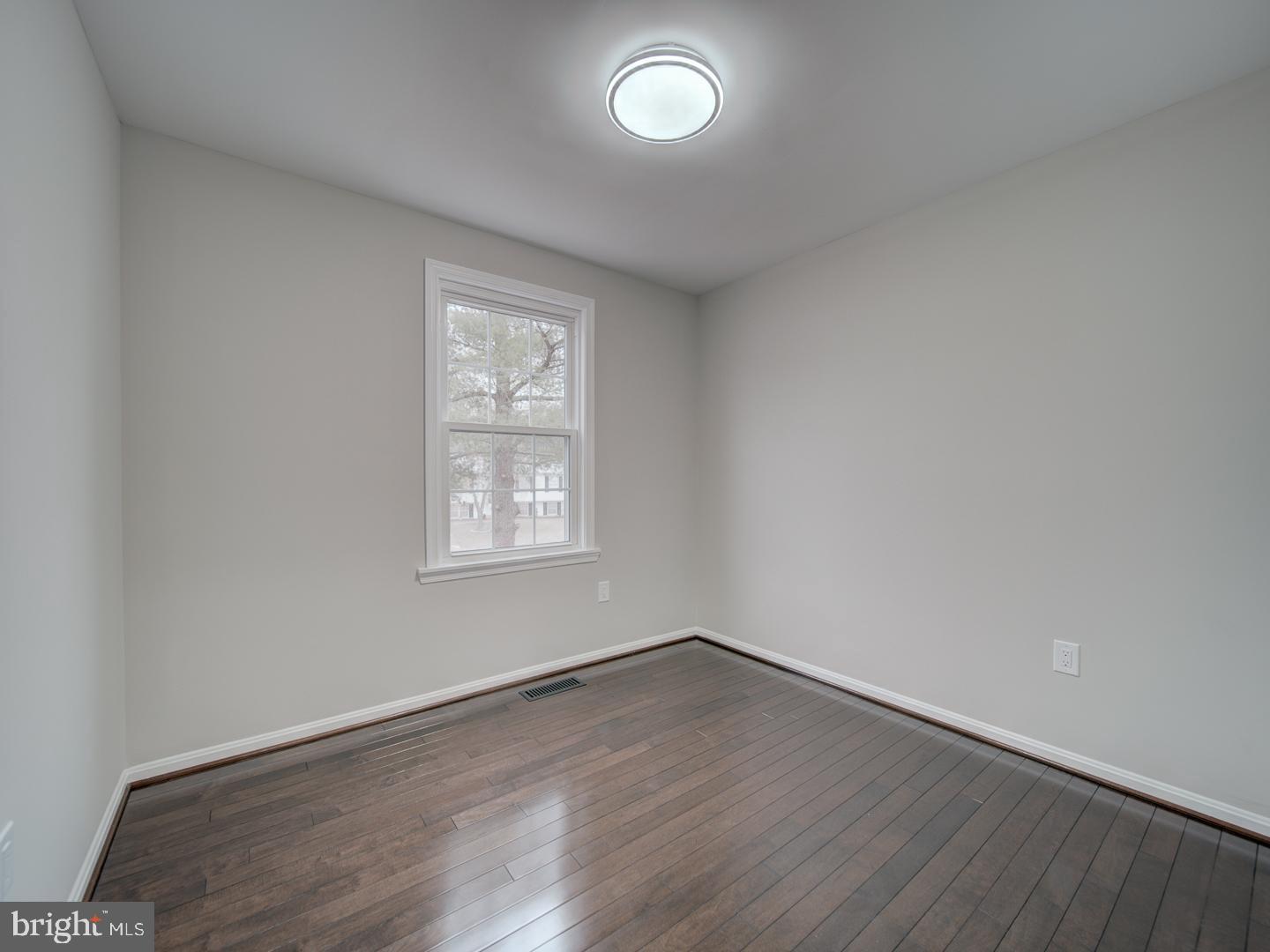 ST CHARLES BANNISTER - Residential