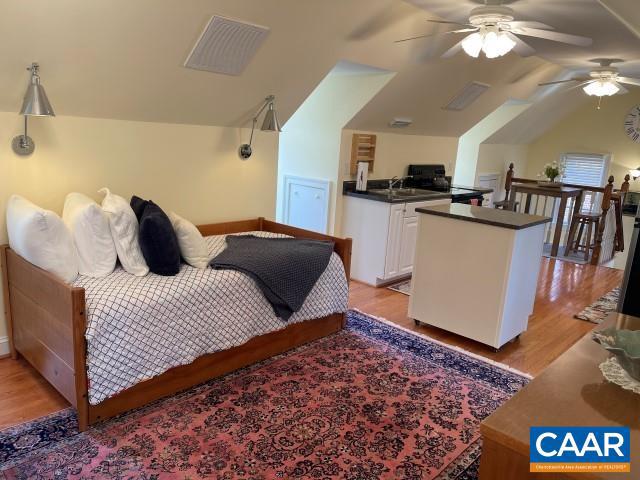 UNKNOWN - Residential Lease