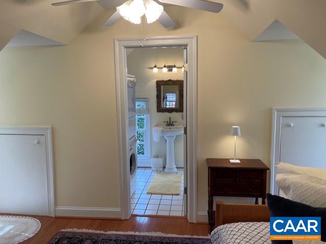 UNKNOWN - Residential Lease