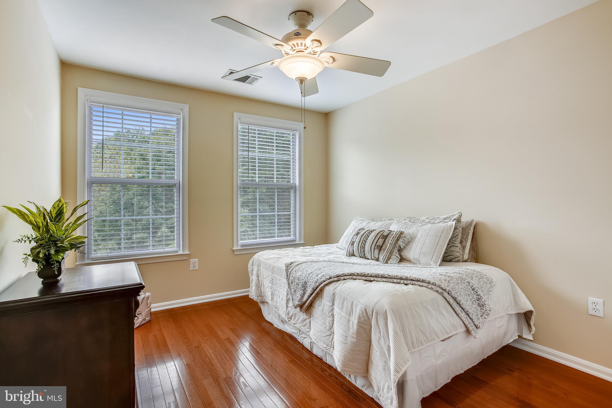 KINGSTOWNE - Residential