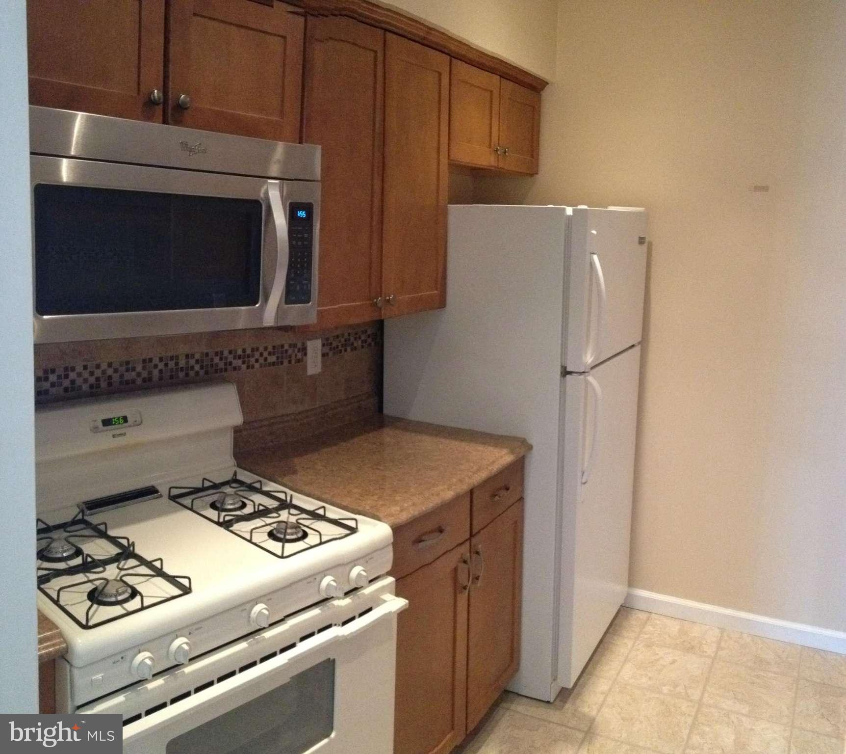 SUN VALLEY CONDOMINIUMS - Residential Lease