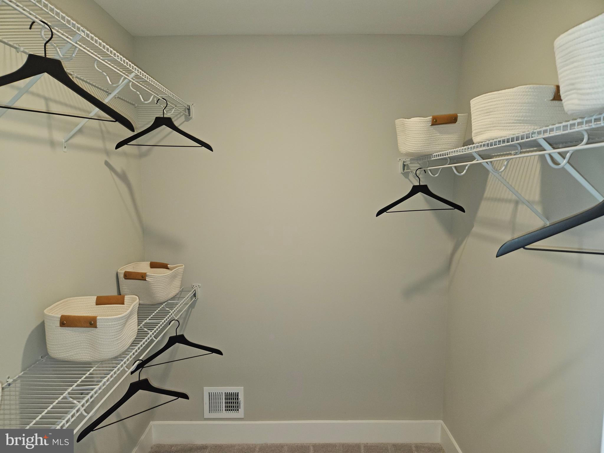 ST. CHARLES - Residential