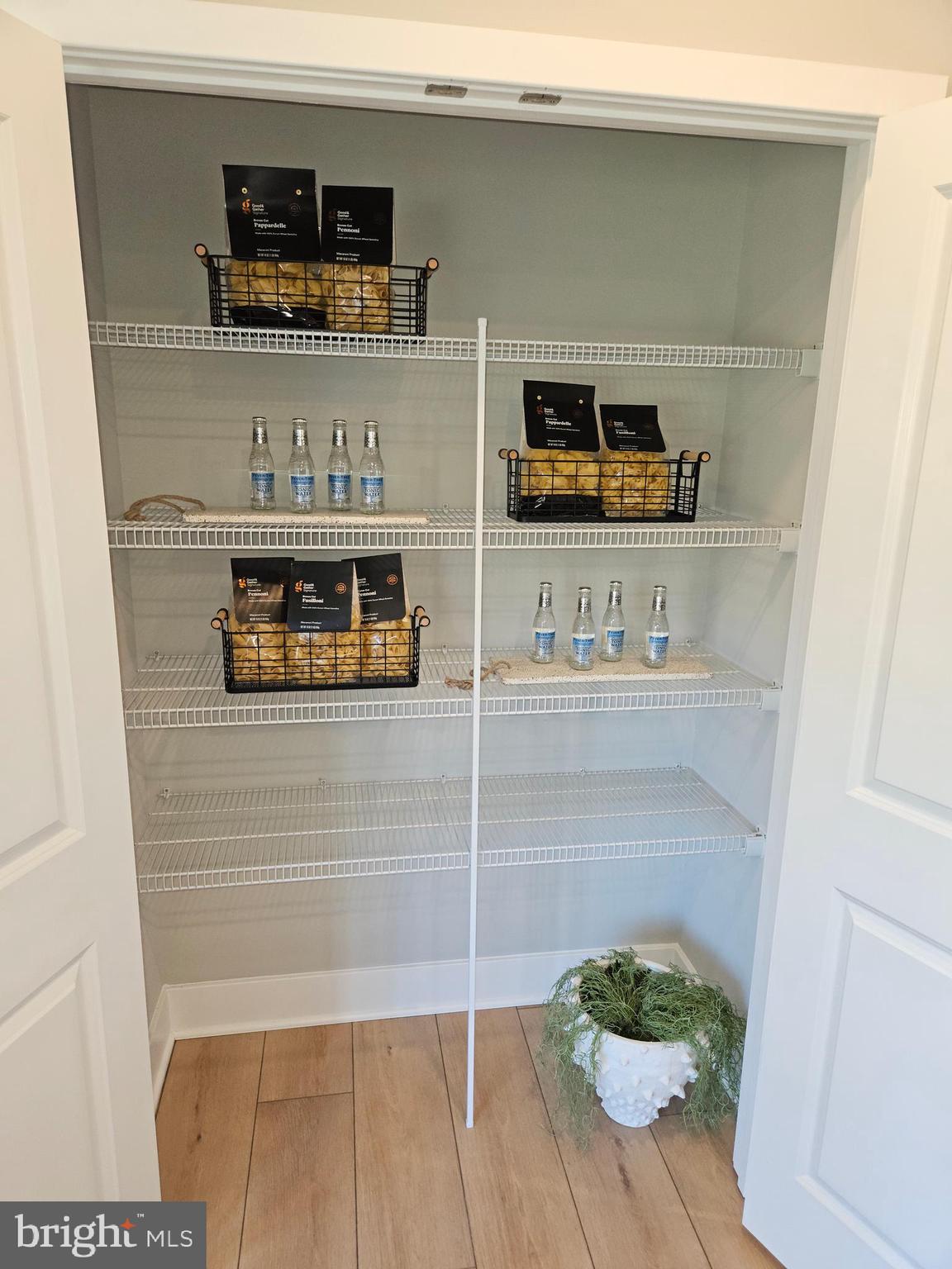 ST. CHARLES - Residential