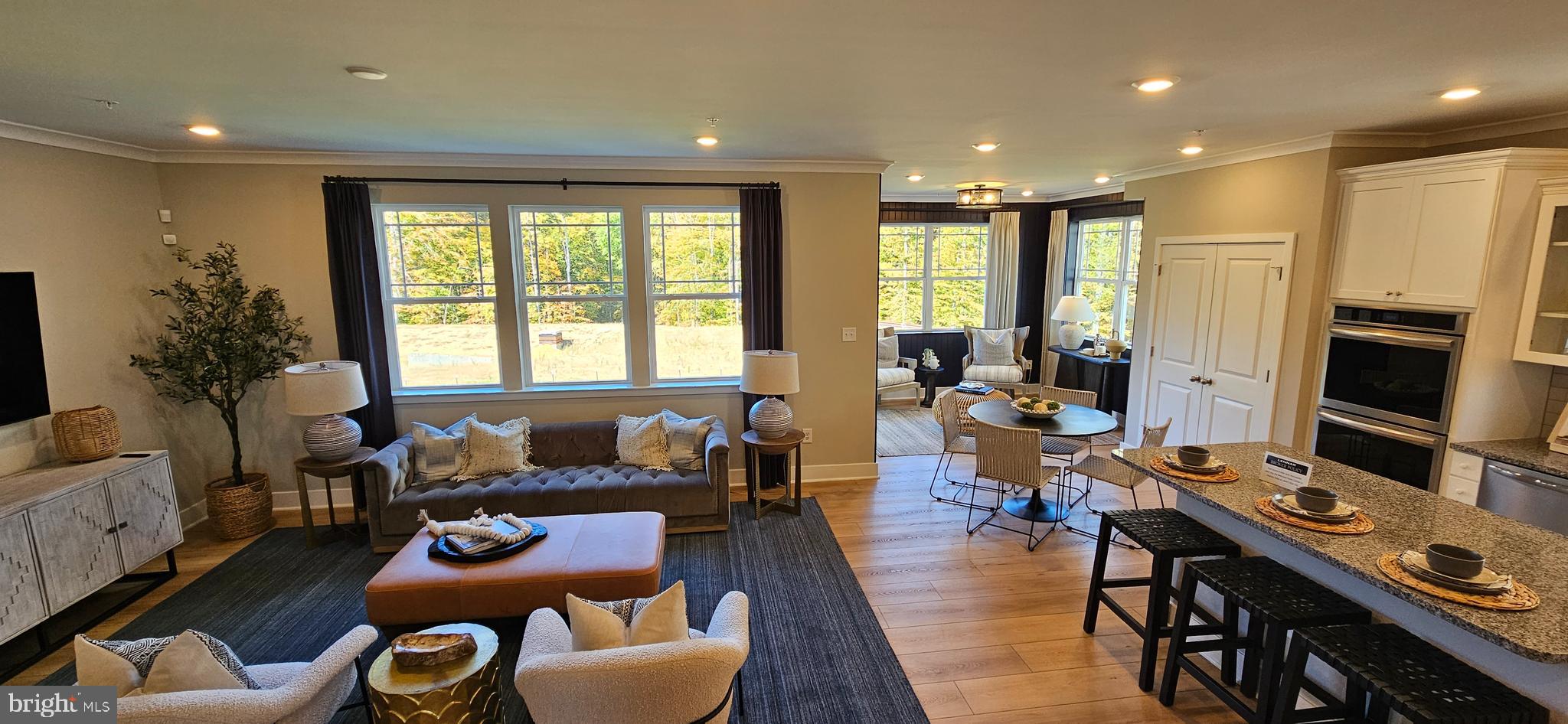 ST. CHARLES - Residential