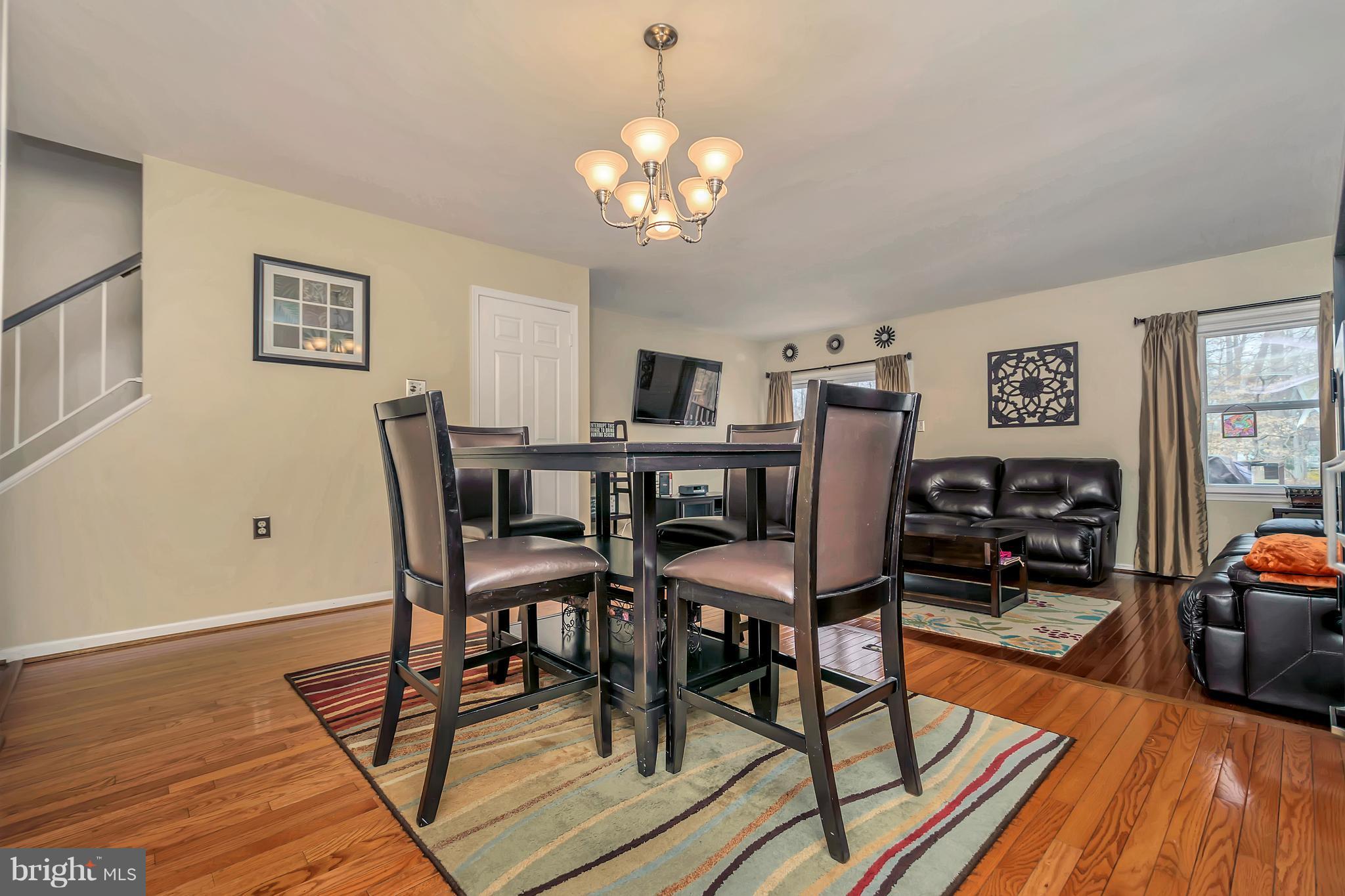 LAKE RIDGE - Residential