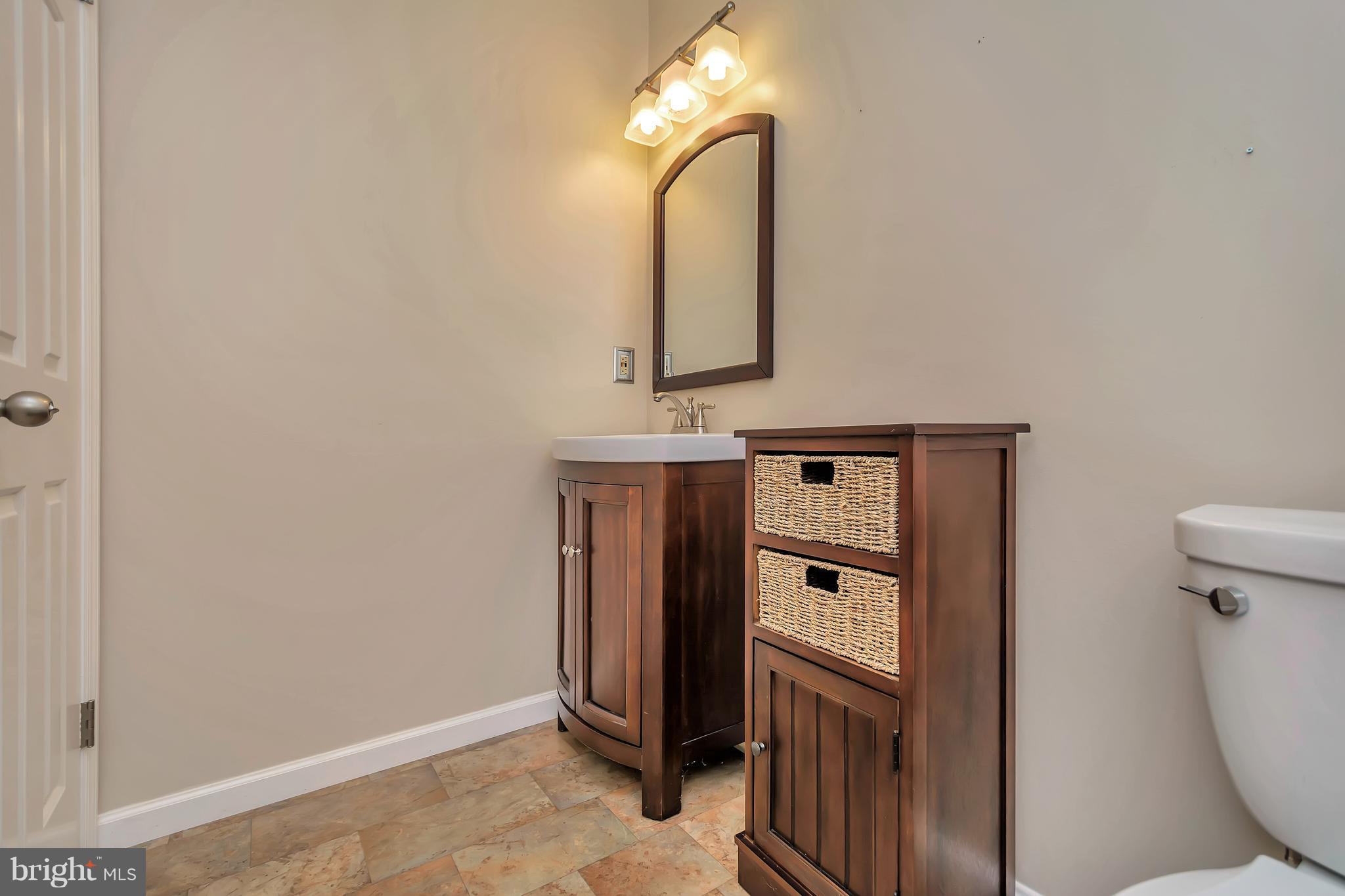 LAKE RIDGE - Residential