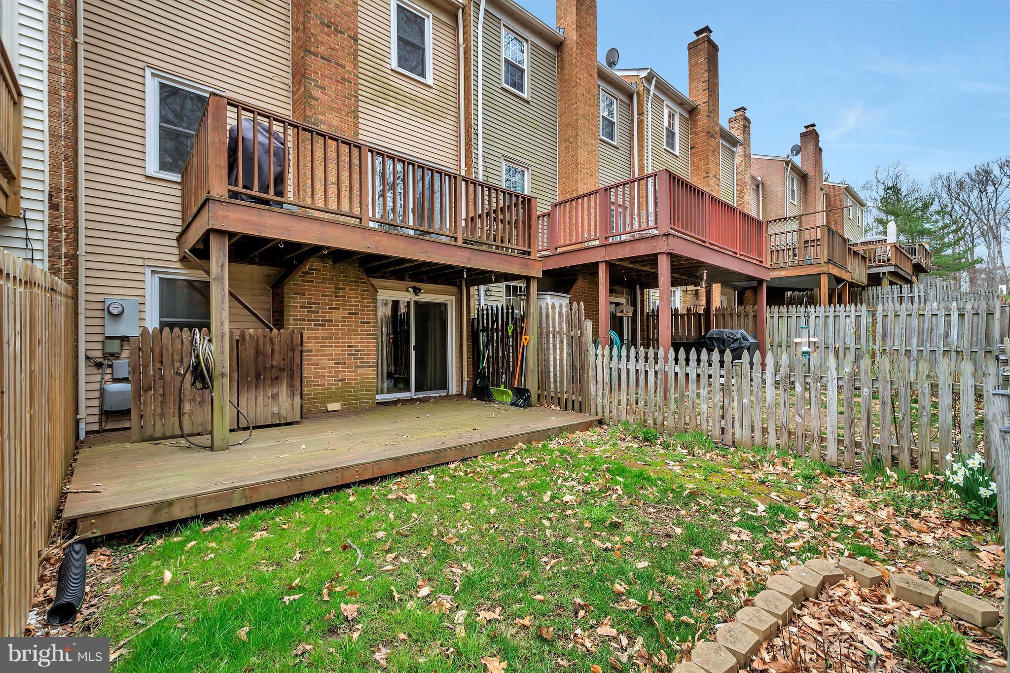 LAKE RIDGE - Residential