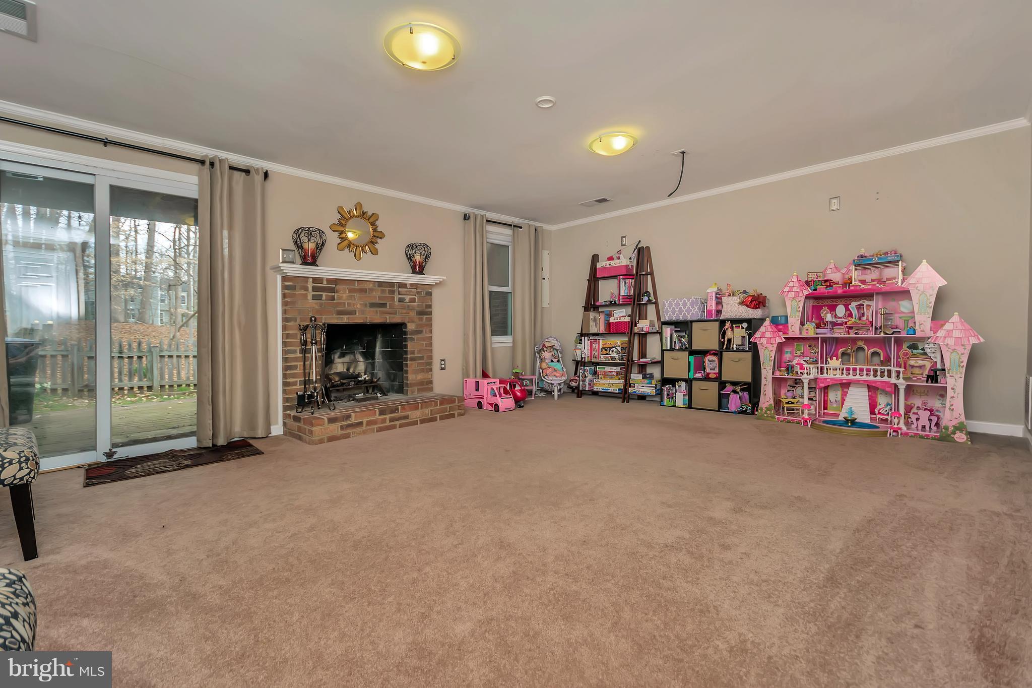 LAKE RIDGE - Residential