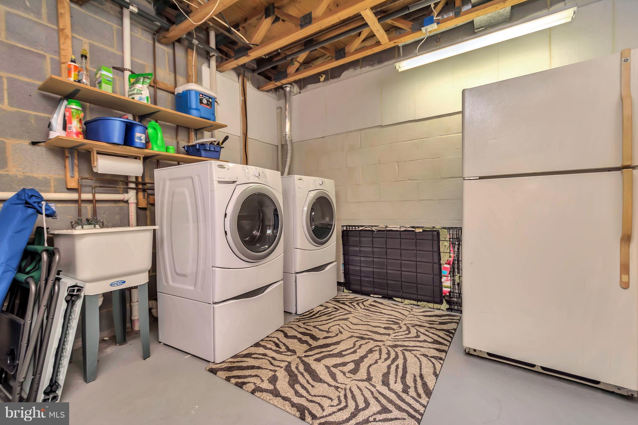 LAKE RIDGE - Residential