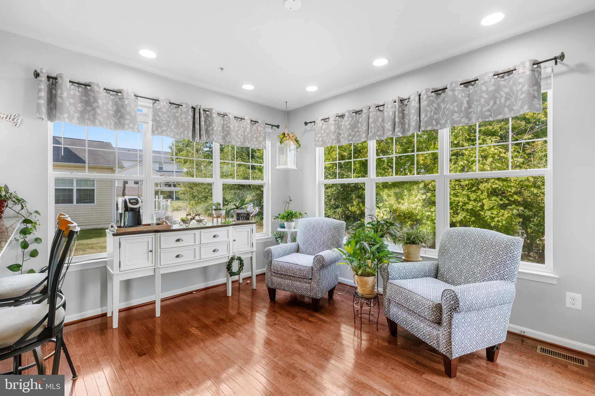 GRANTLEIGH STATION - Residential