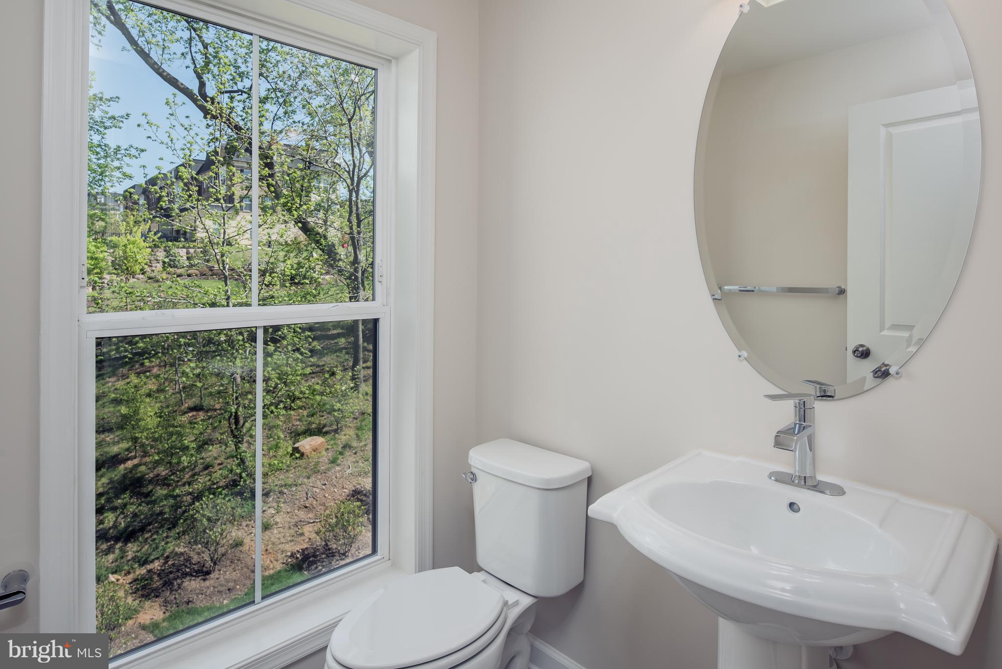 POTOMAC OVERLOOK - Residential