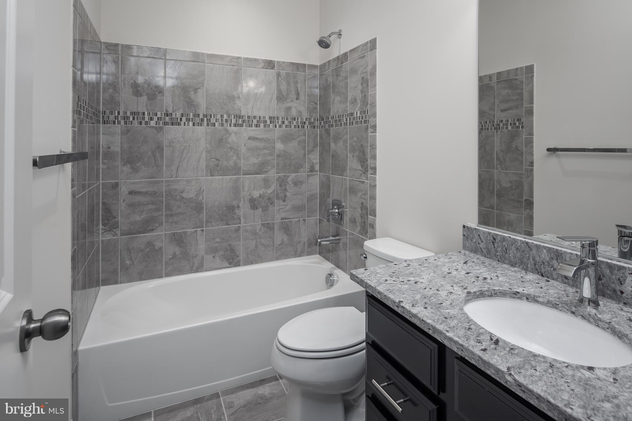 POTOMAC OVERLOOK - Residential