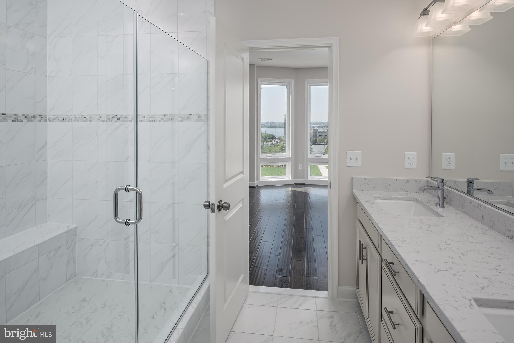 POTOMAC OVERLOOK - Residential