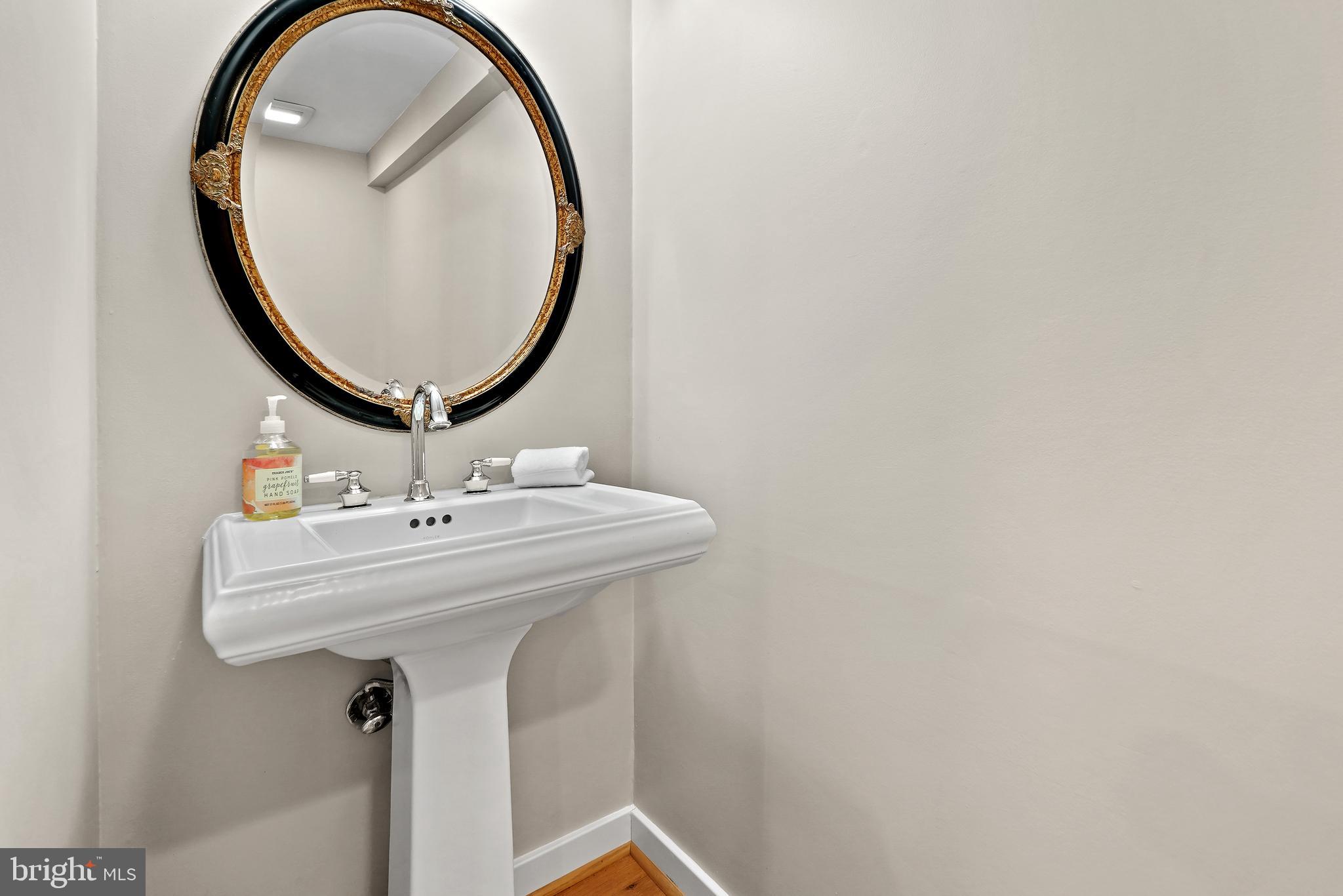 COHASSET - Residential