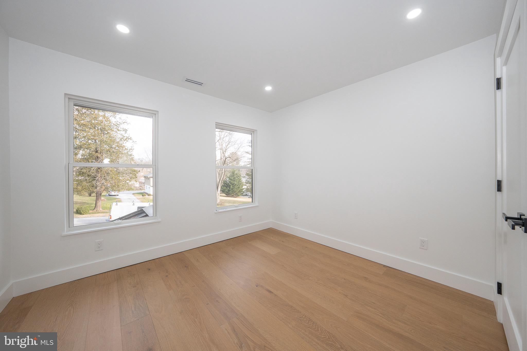 SAINT ALBANS - Residential