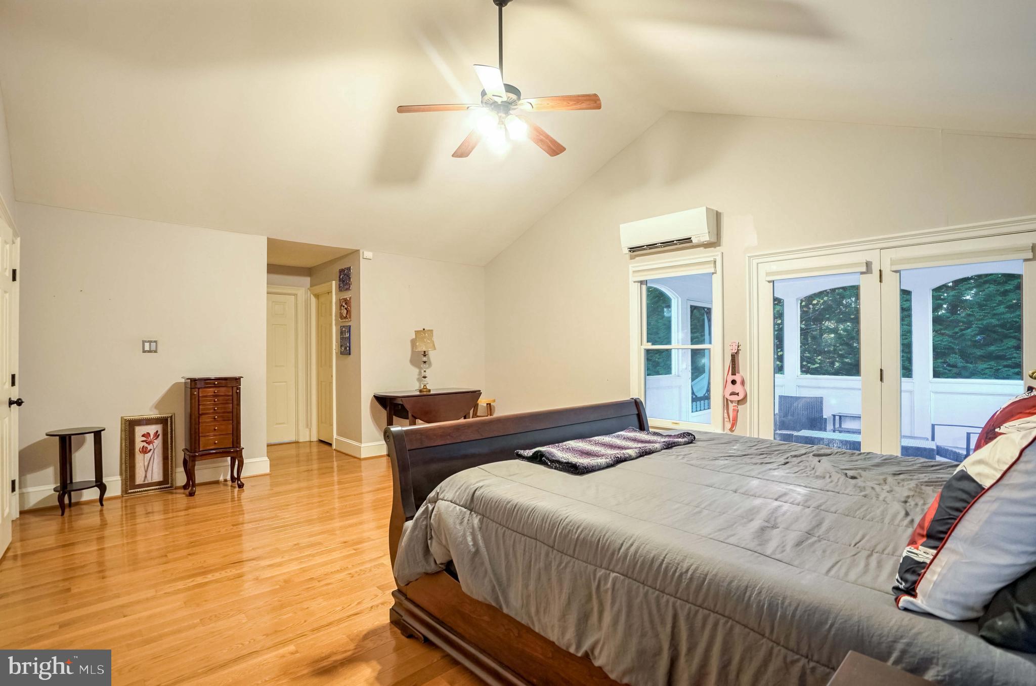 MERRIMAC SOUTH - Residential