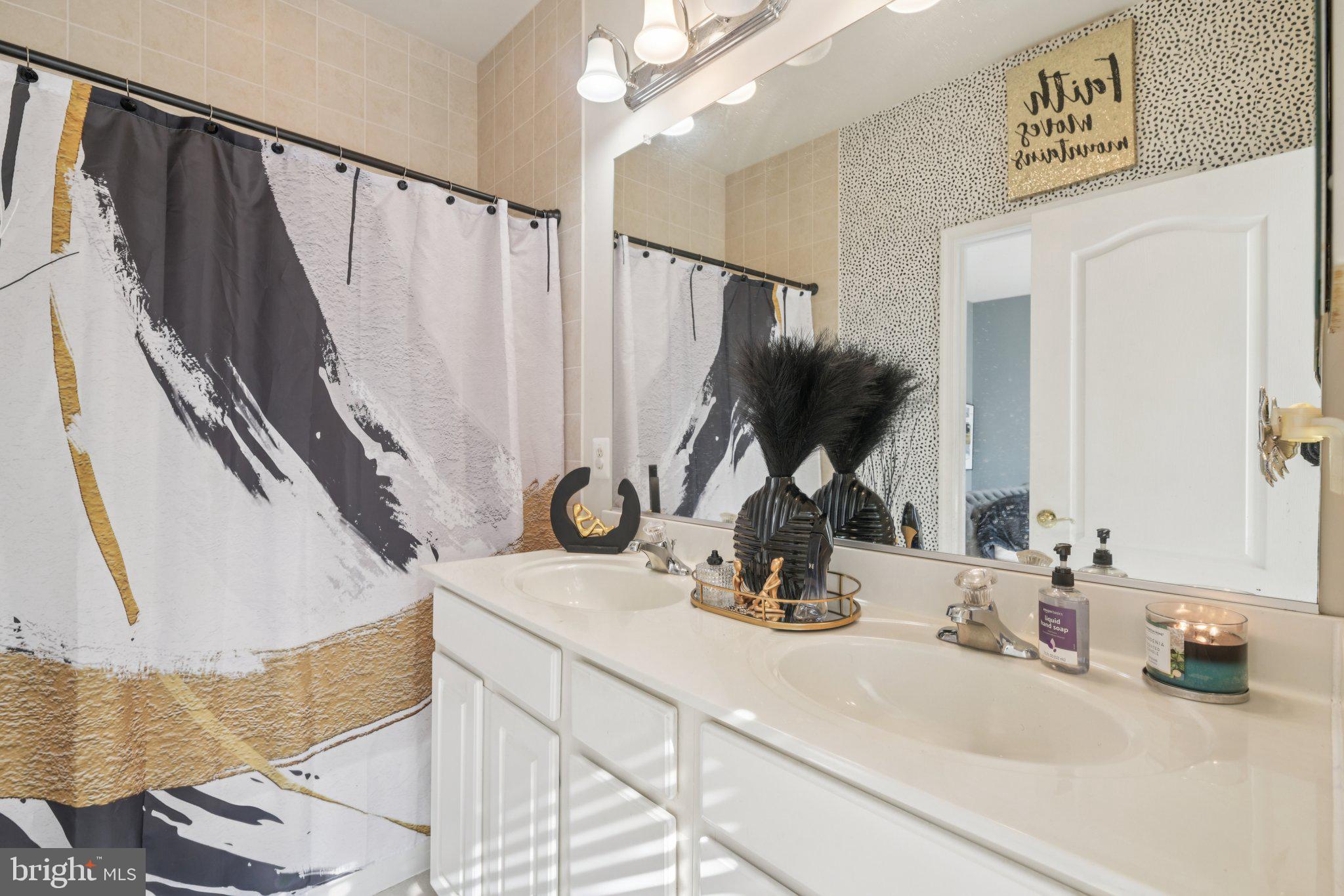 TOWN CENTER AT CAMP SPRINGS - Residential