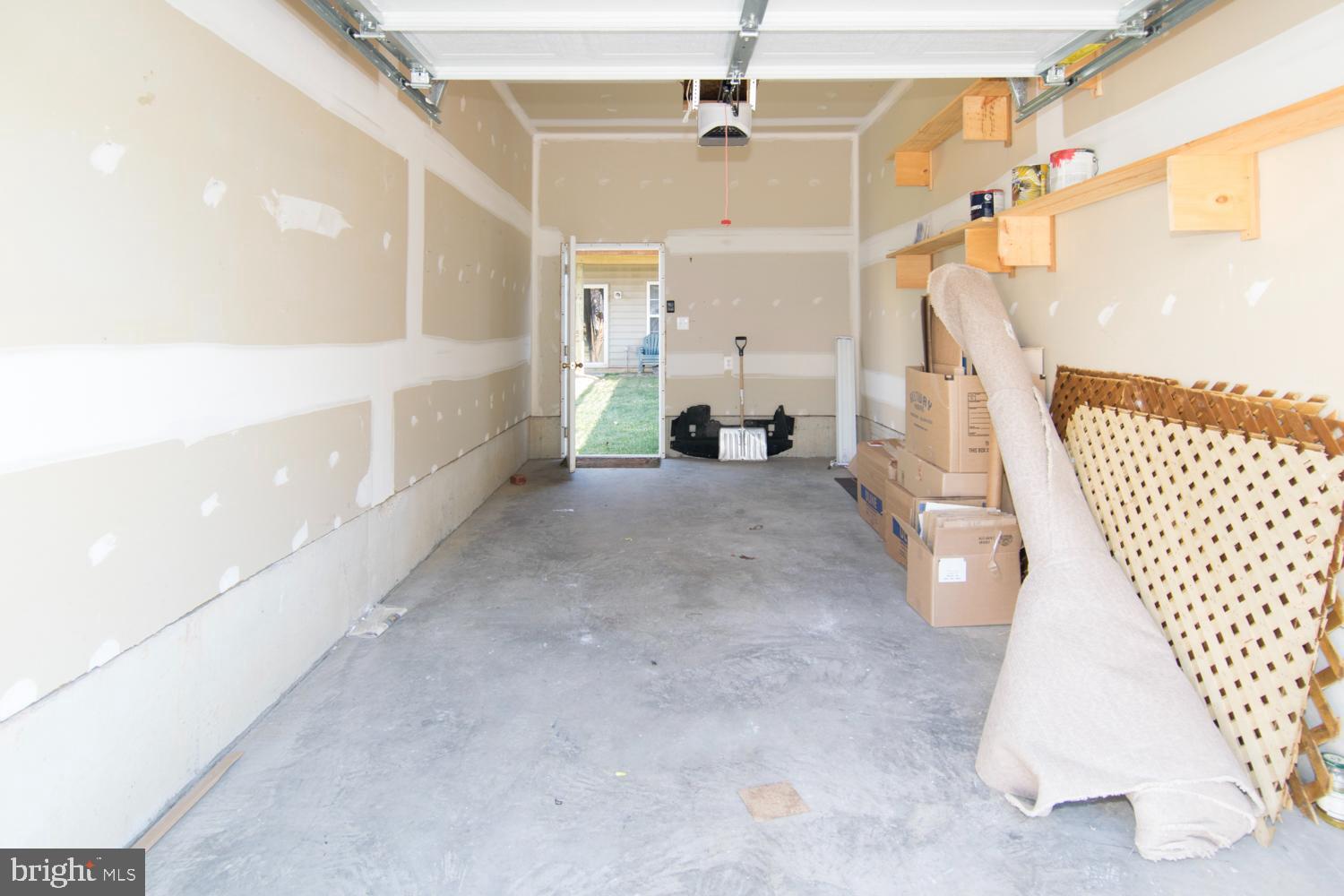 NORTH CROSSING - Residential Lease