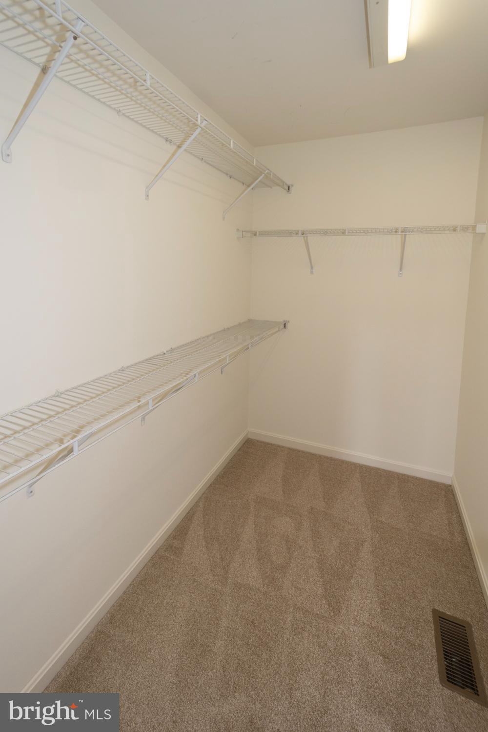 NORTH CROSSING - Residential Lease