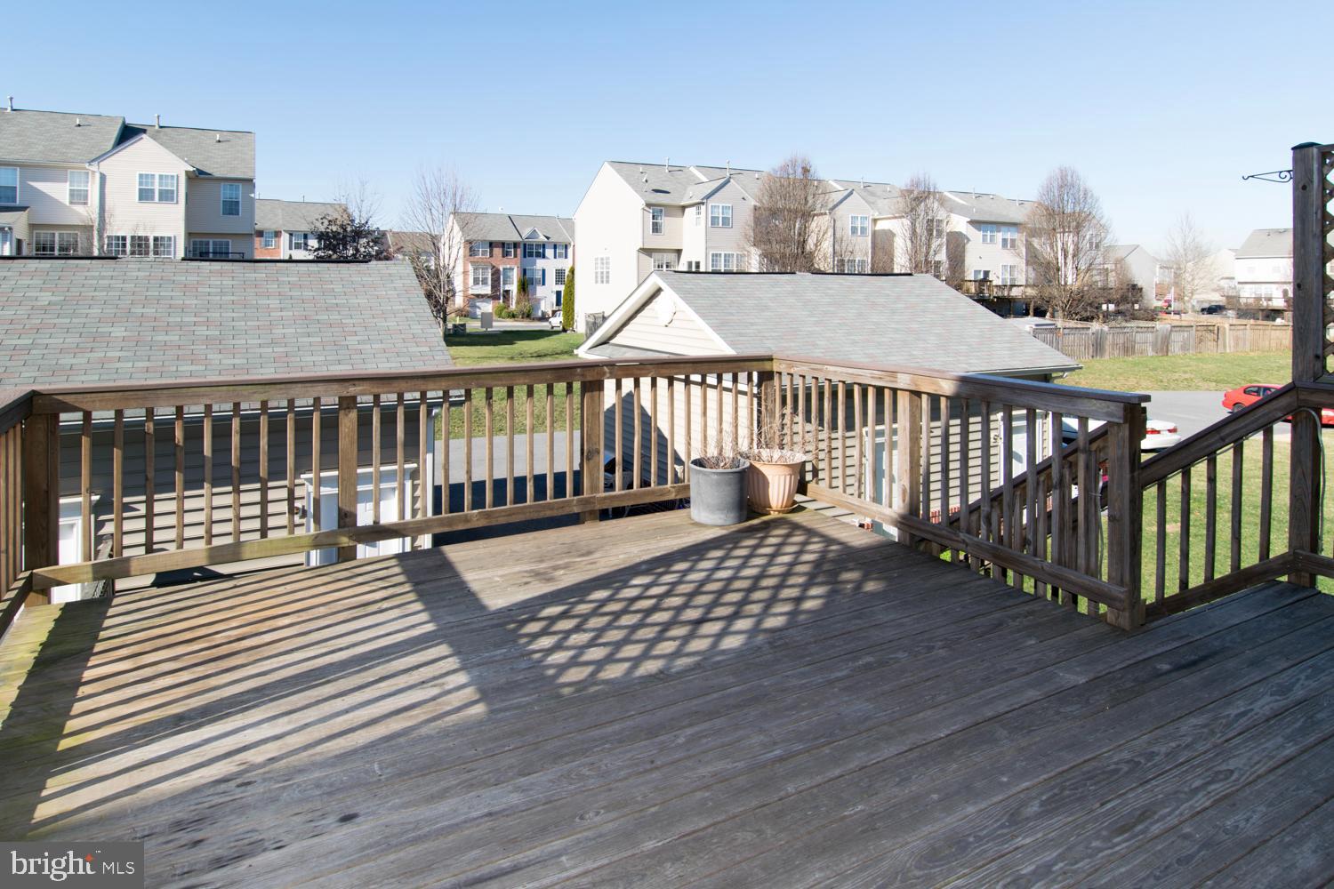 NORTH CROSSING - Residential Lease