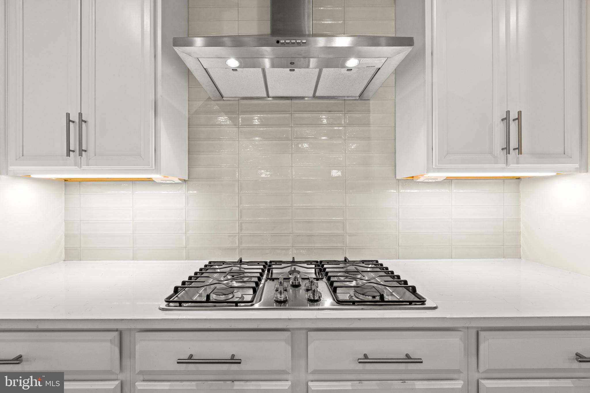 HUNT VALLEY - Residential Lease