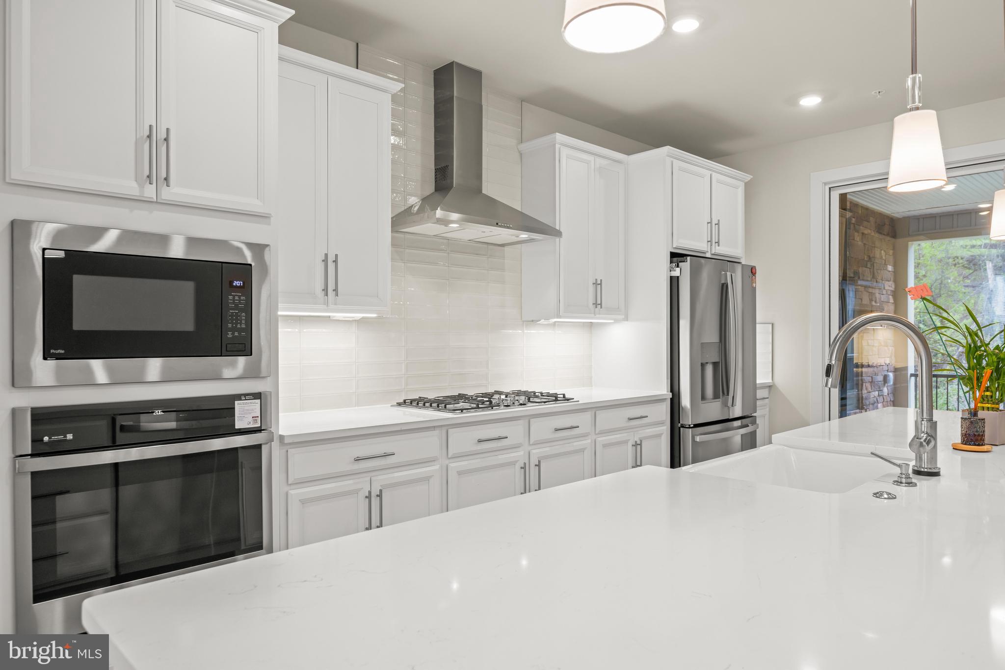 HUNT VALLEY - Residential Lease