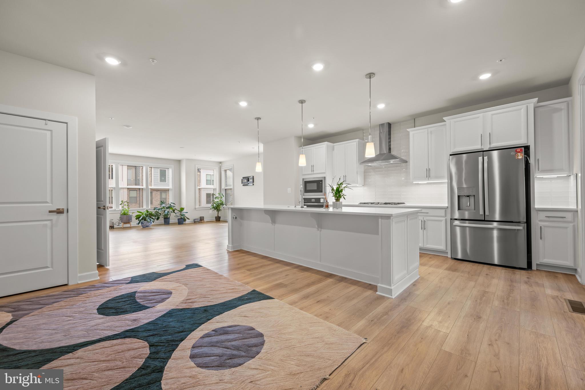 HUNT VALLEY - Residential Lease