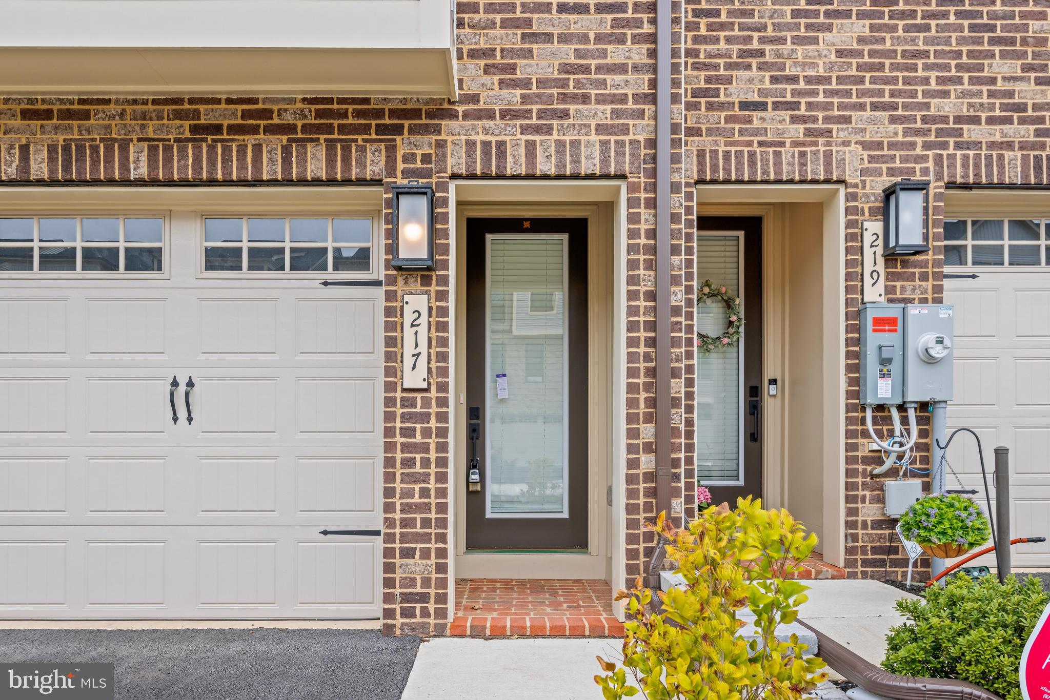 HUNT VALLEY - Residential Lease