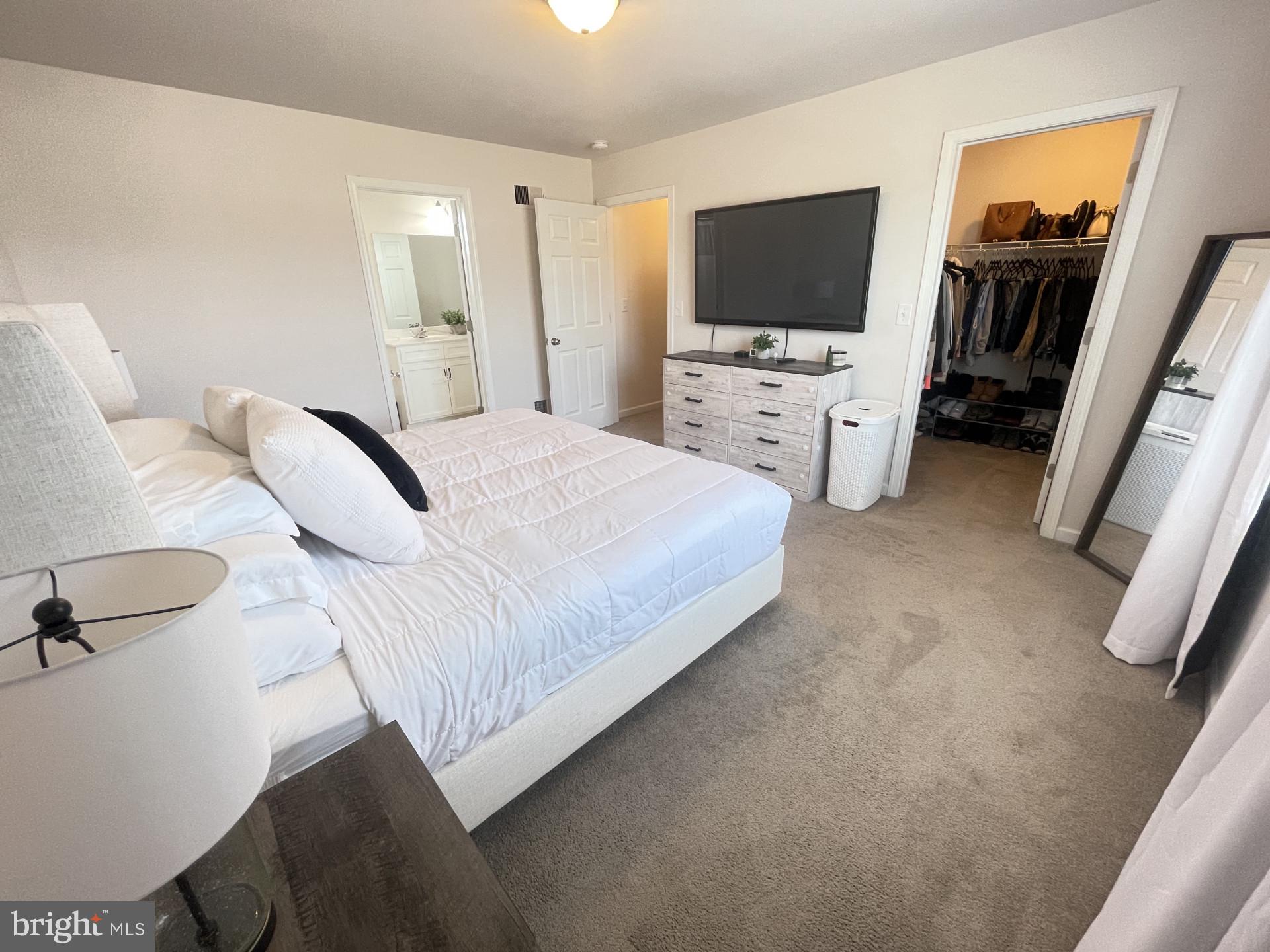 FARM LANE ESTATES - Residential