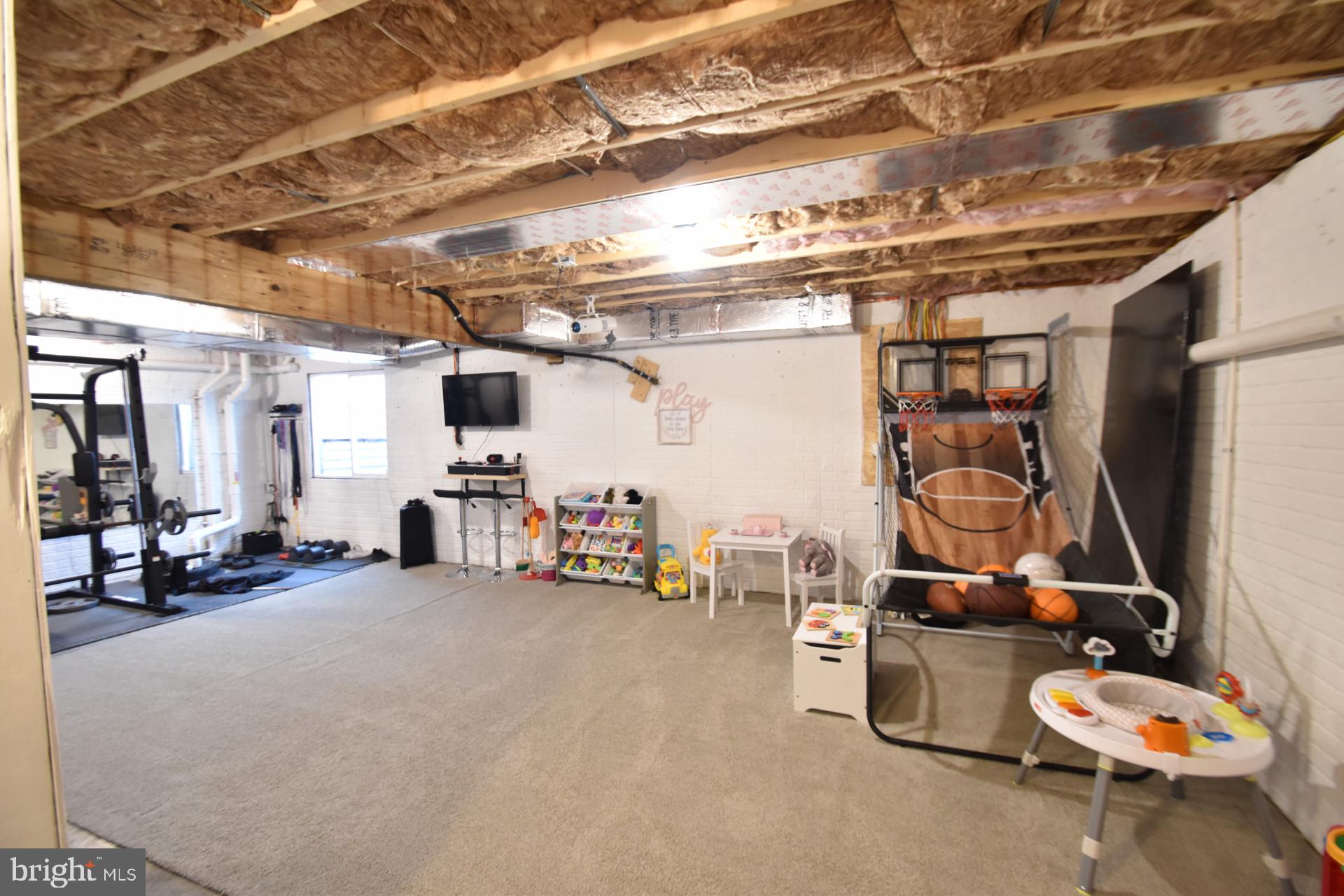 FARM LANE ESTATES - Residential