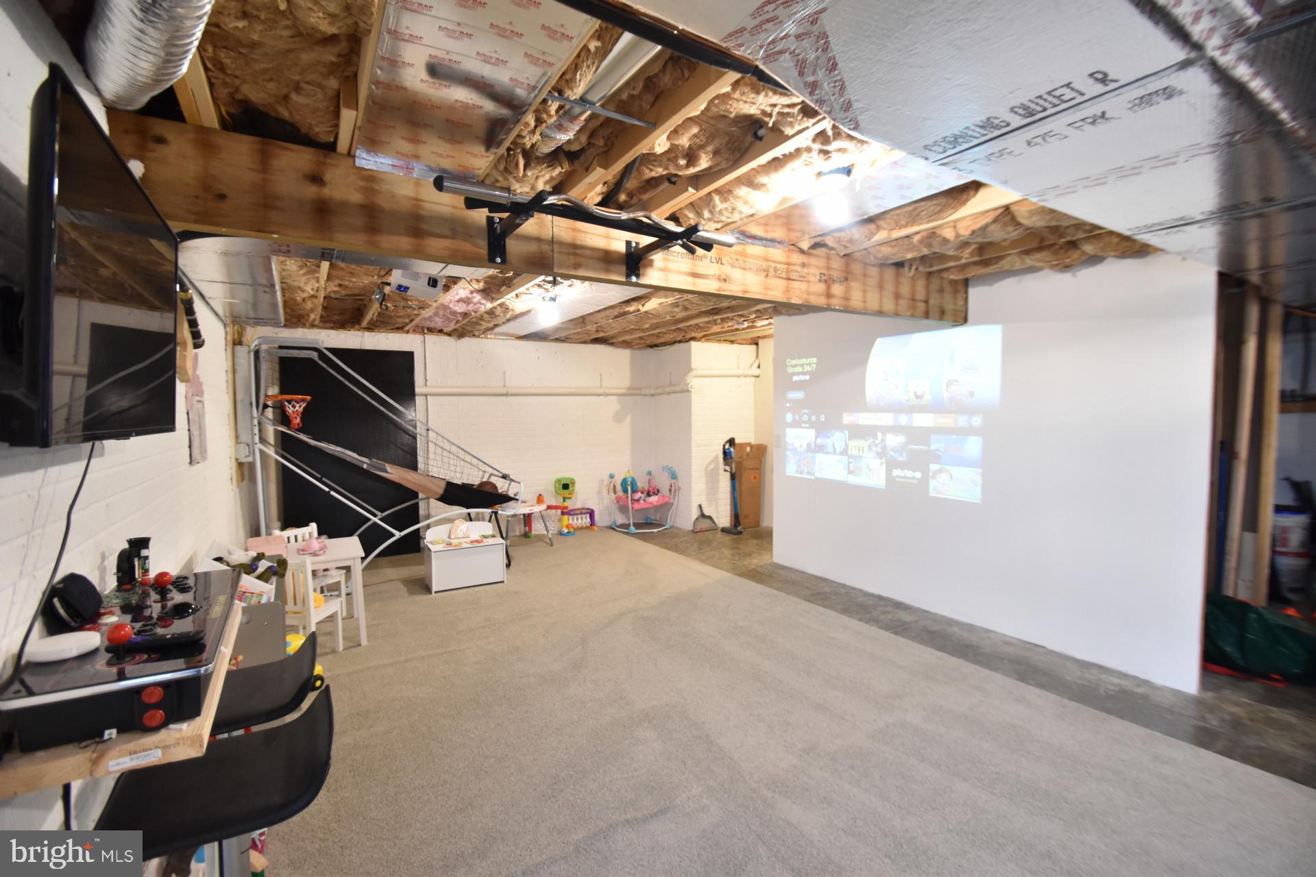 FARM LANE ESTATES - Residential