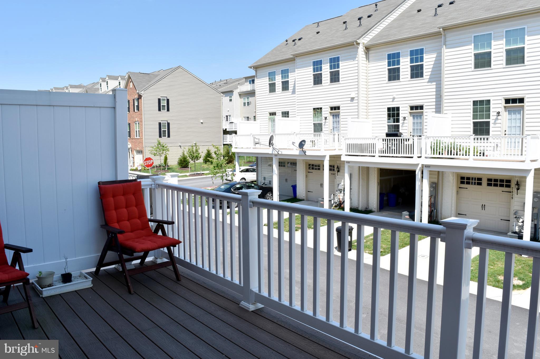 HOWARD SQUARE - Residential Lease