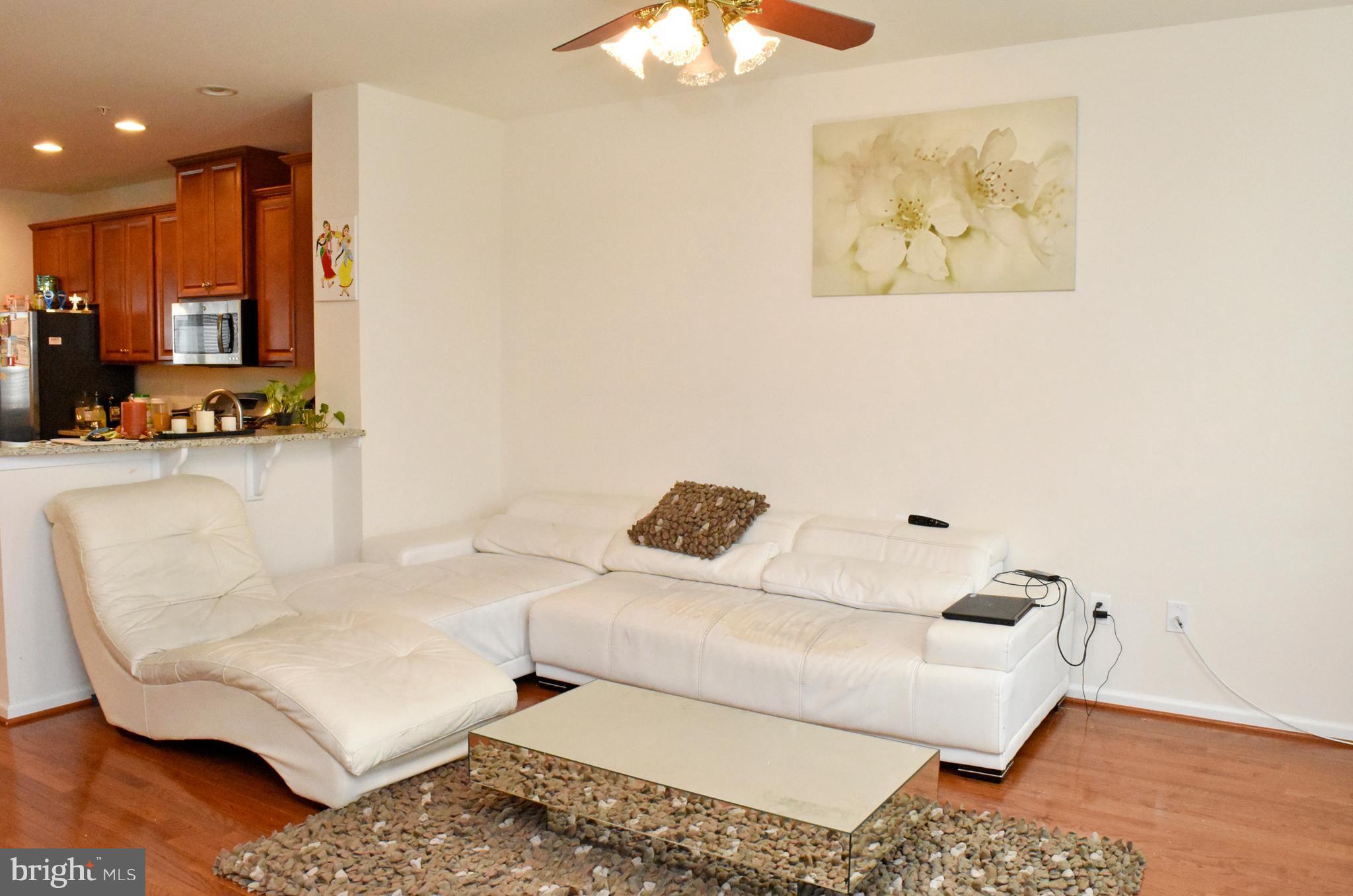 HOWARD SQUARE - Residential Lease