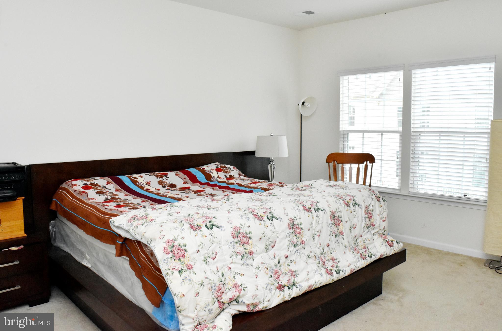 HOWARD SQUARE - Residential Lease