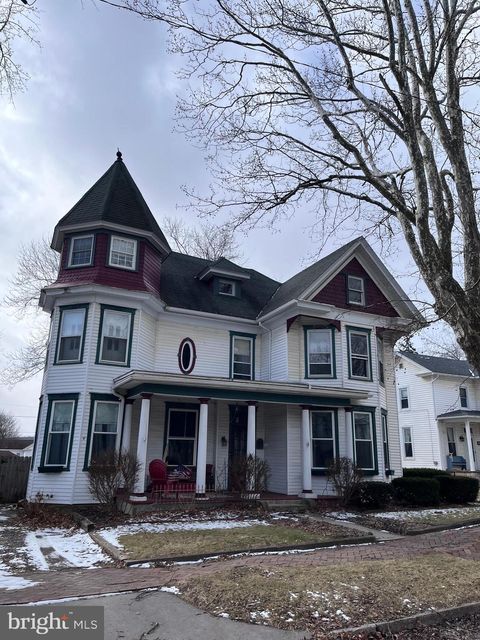 30 FROST AVENUE FROSTBURG MD 21532