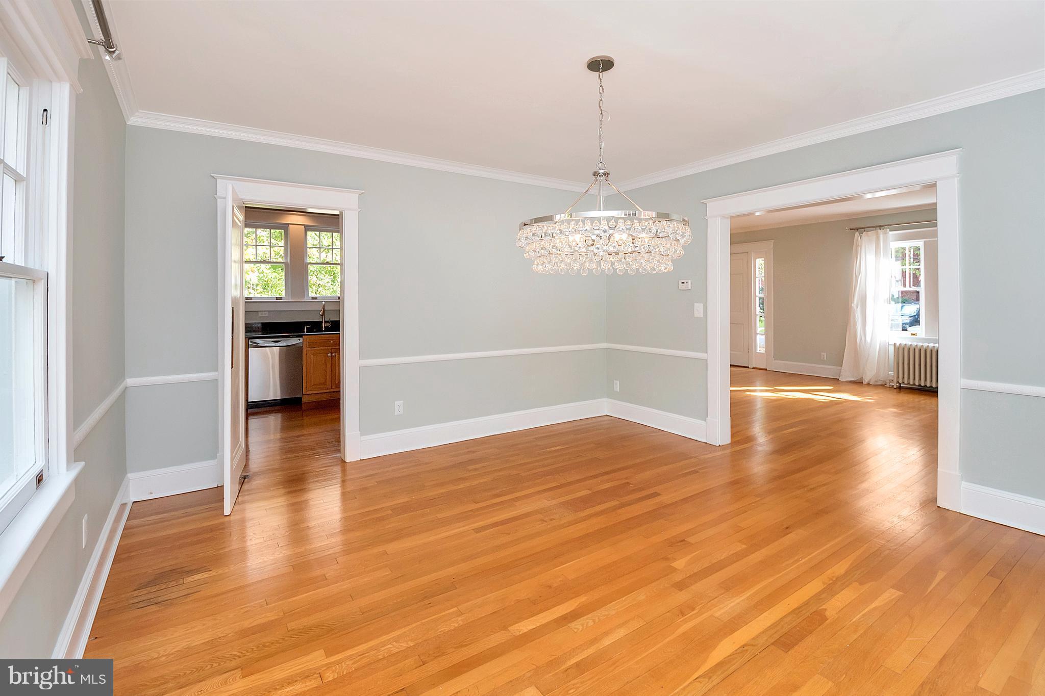 BEVERLY HILLS - Residential Lease