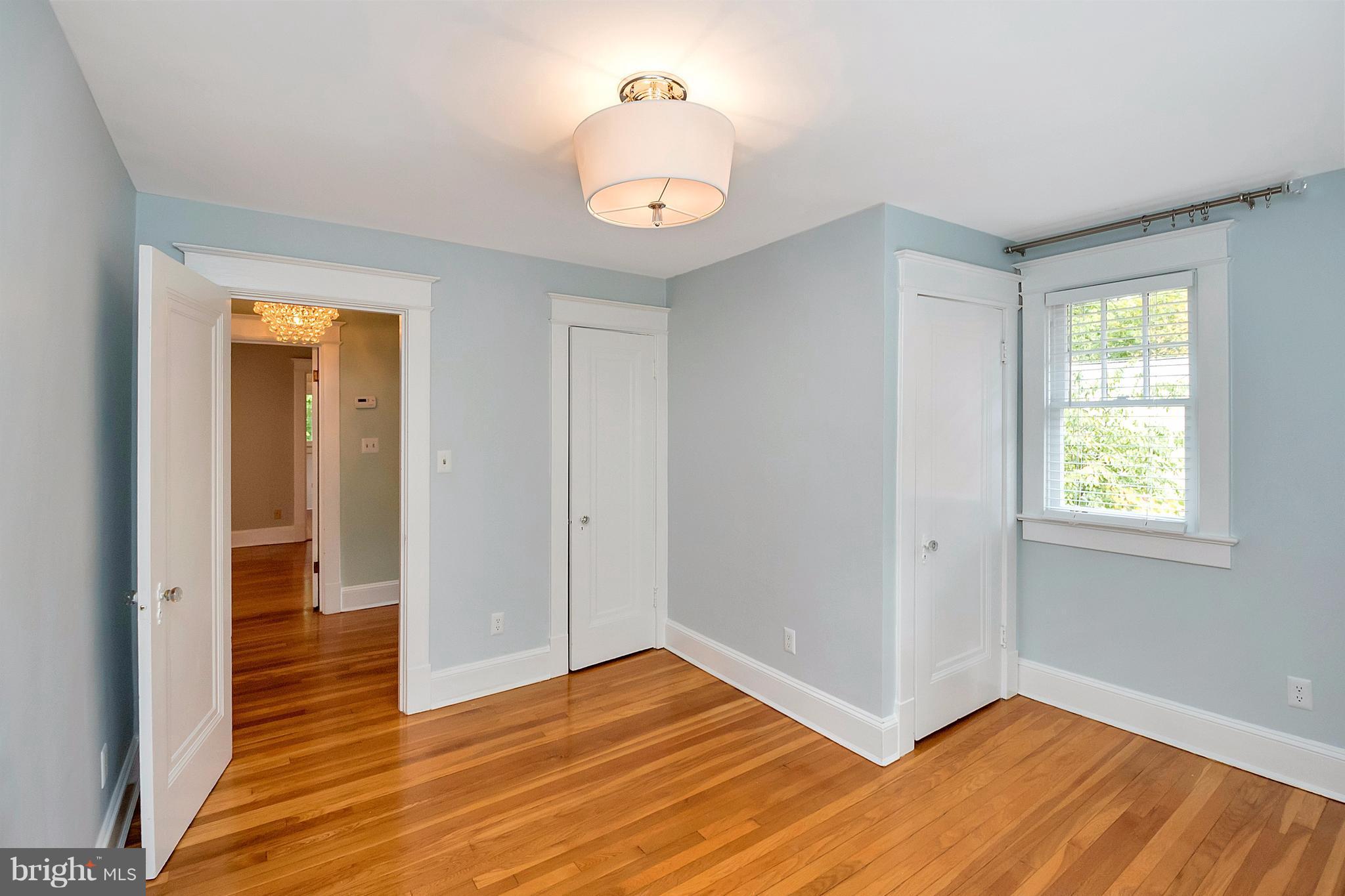 BEVERLY HILLS - Residential Lease