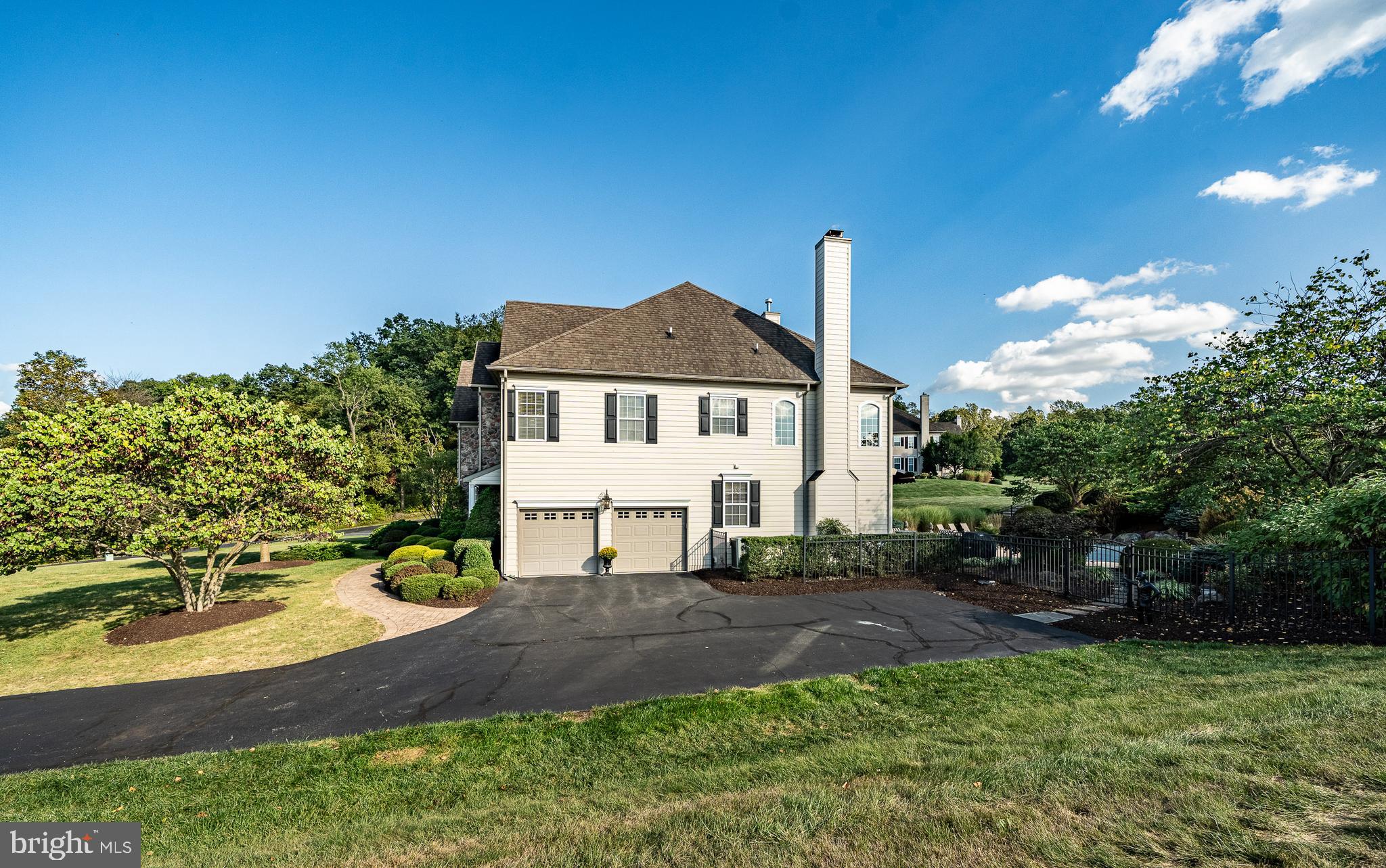 319 IRONSTONE LANE