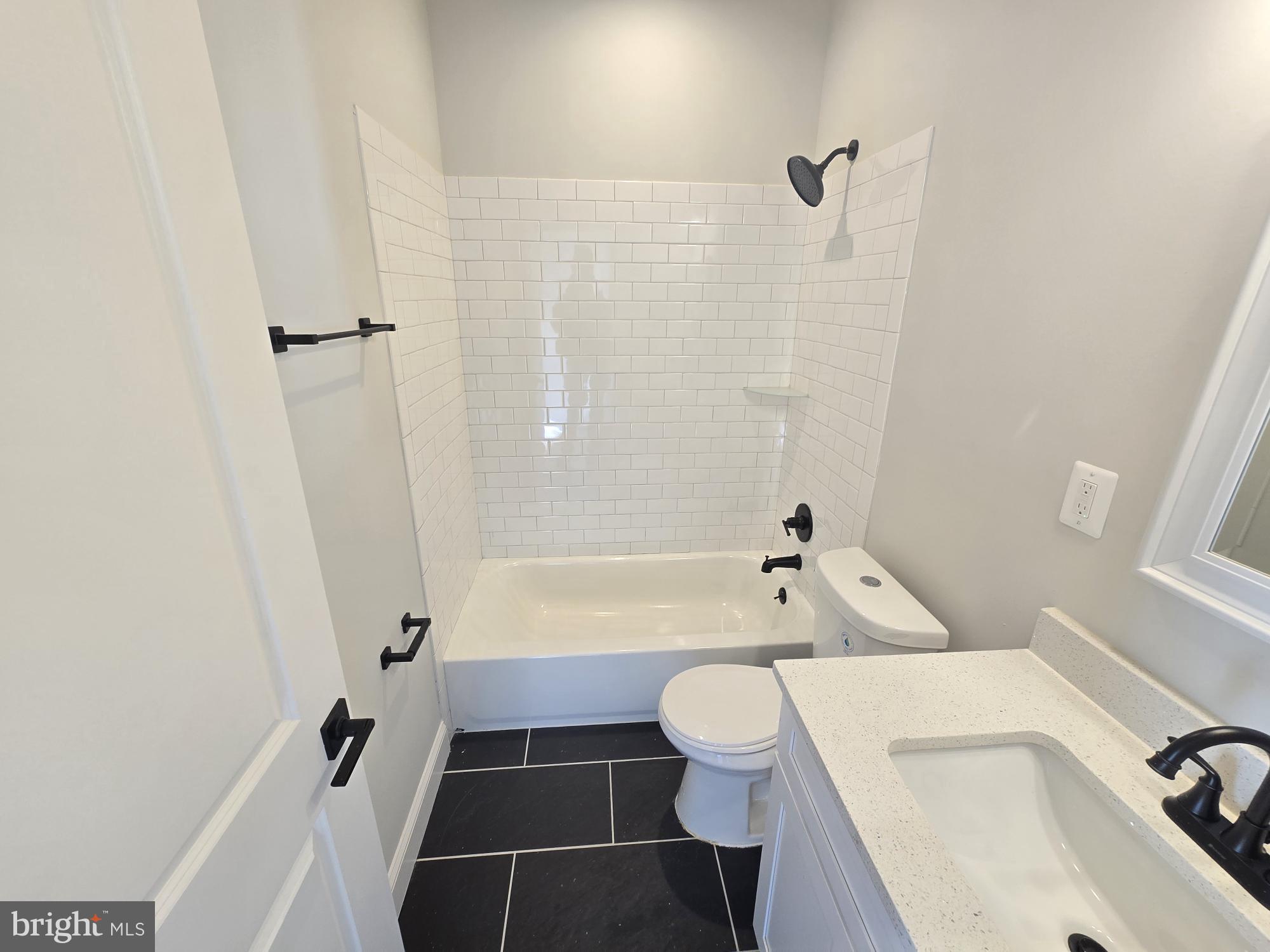 BROADWAY EAST - Residential Lease