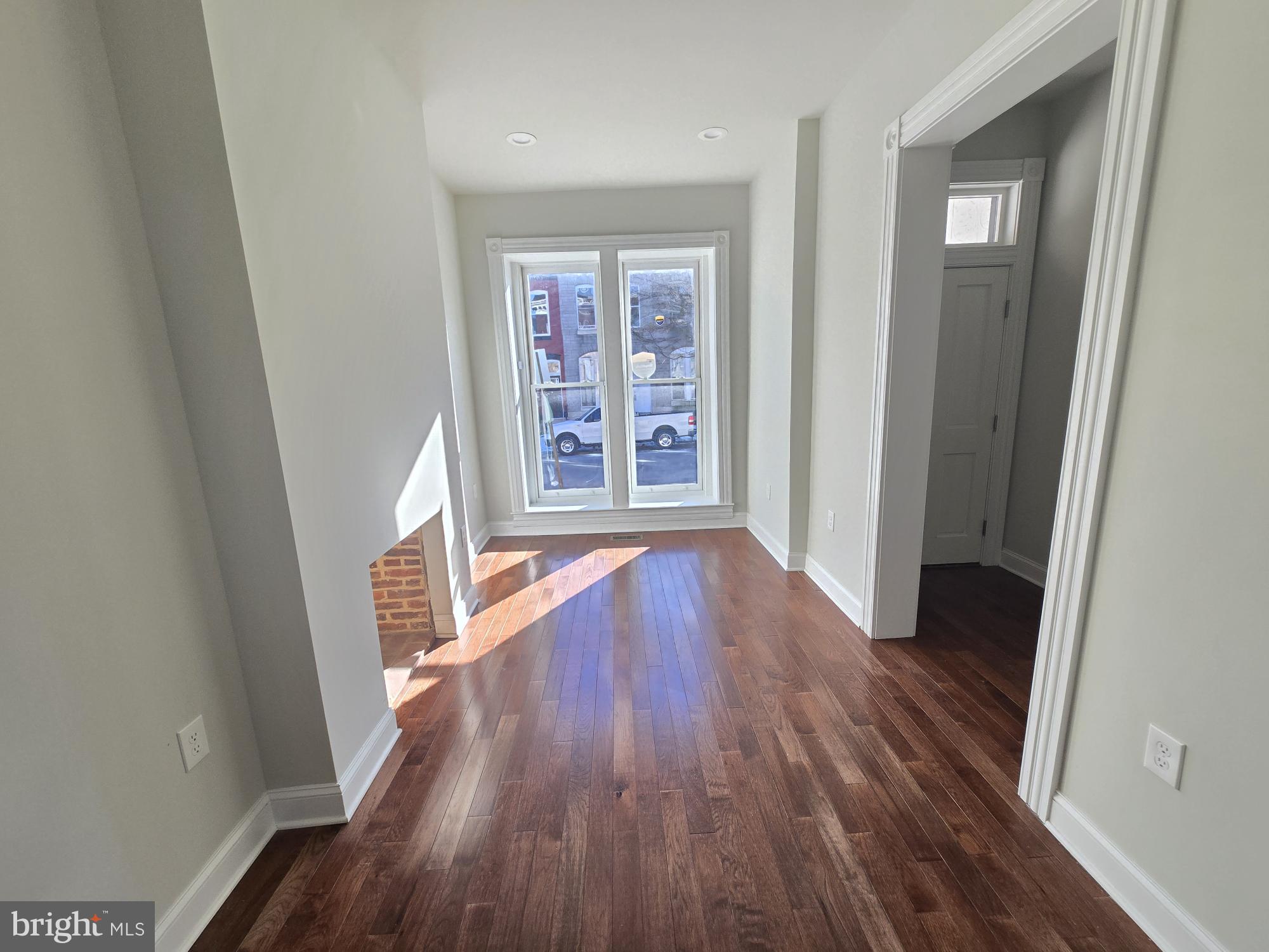 BROADWAY EAST - Residential Lease