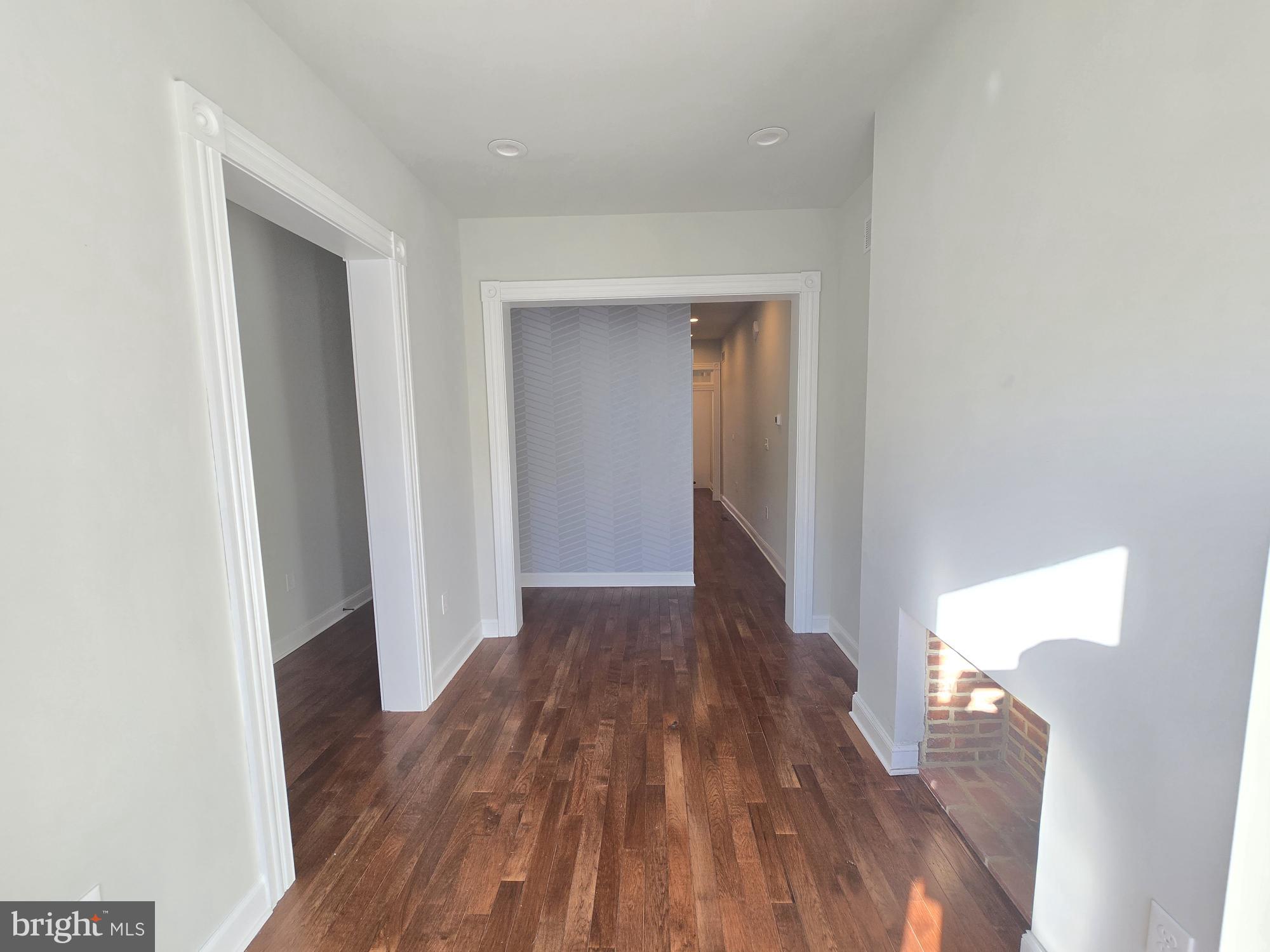 BROADWAY EAST - Residential Lease