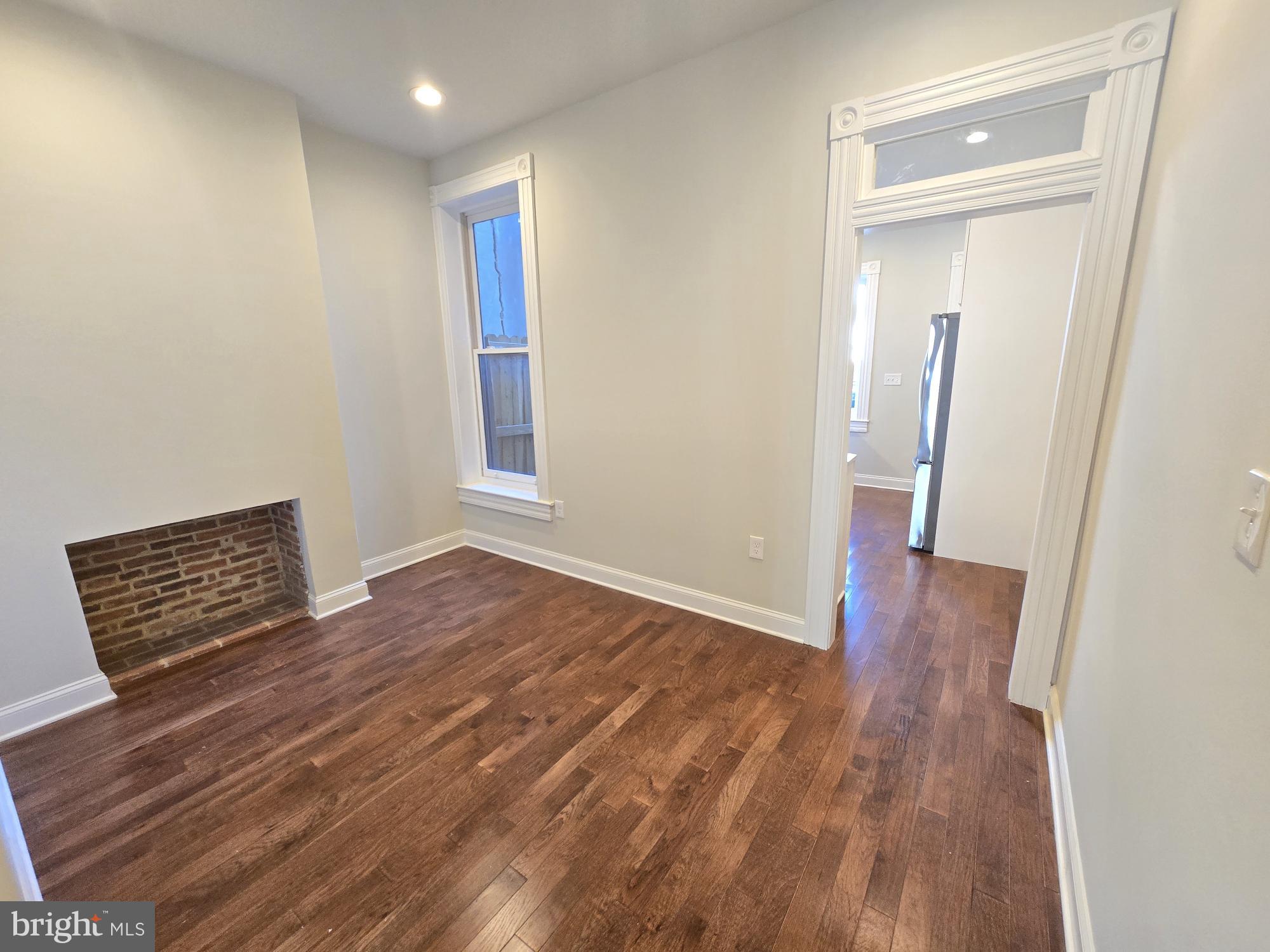 BROADWAY EAST - Residential Lease