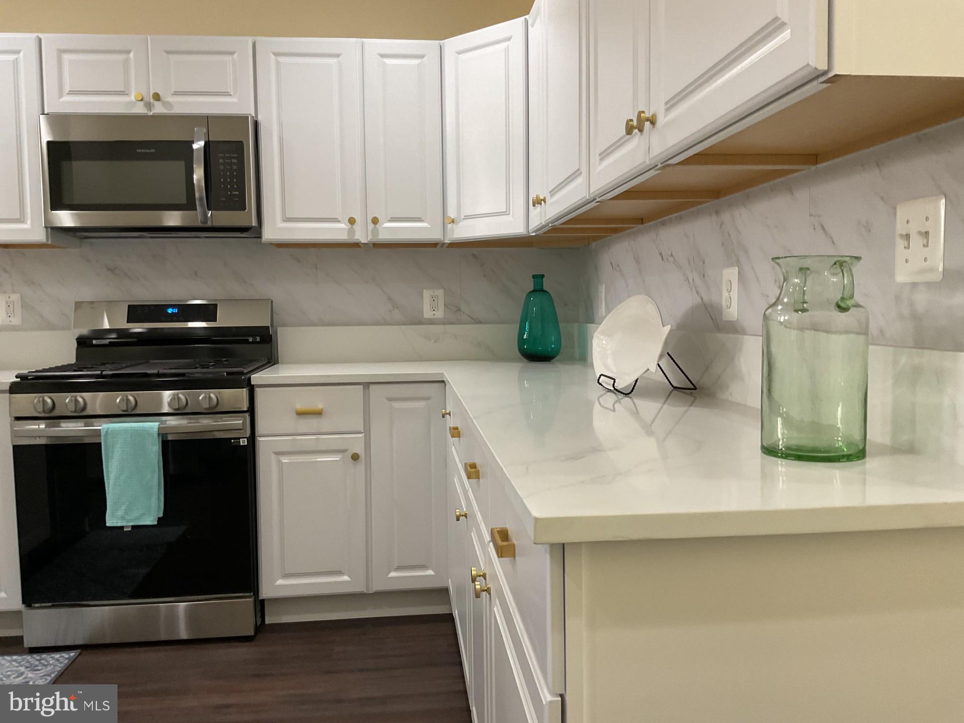 EAST BALTIMORE MIDWAY - Residential