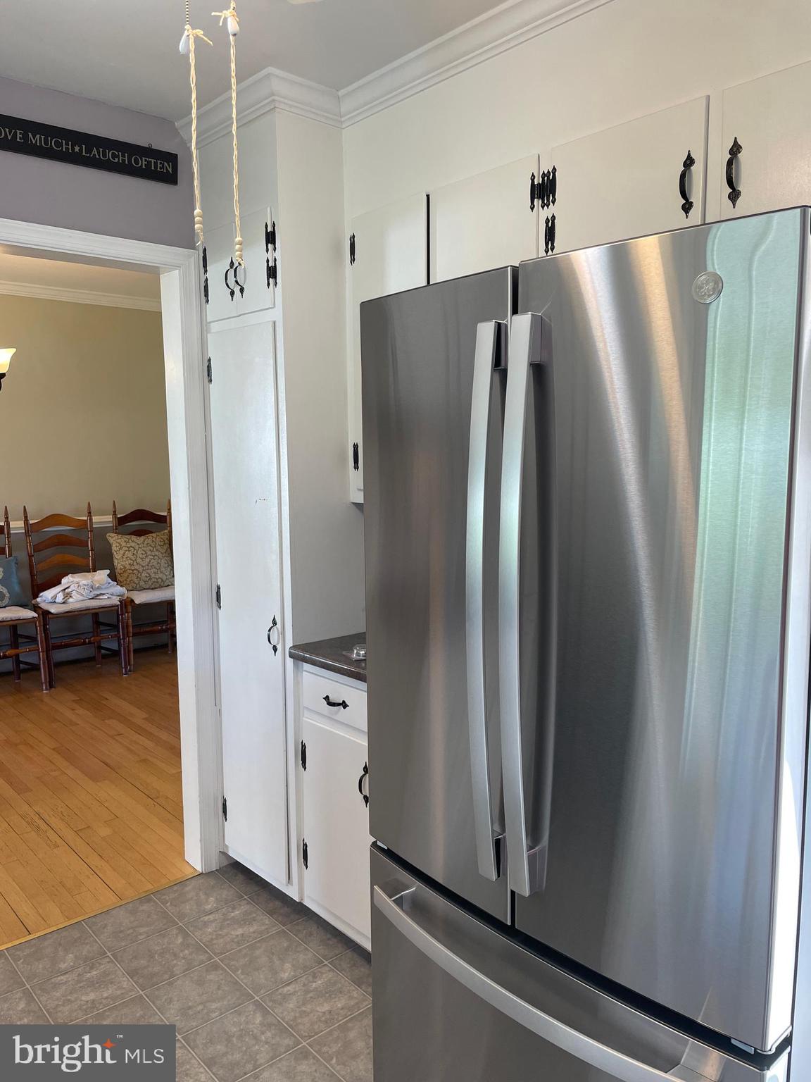 MAPLE CREST - Residential Lease