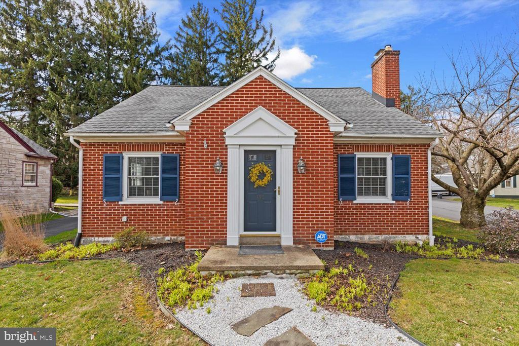 Photo of 106 ROSELLE AVE, LANCASTER, PA 17603 (MLS # PALA2032124)