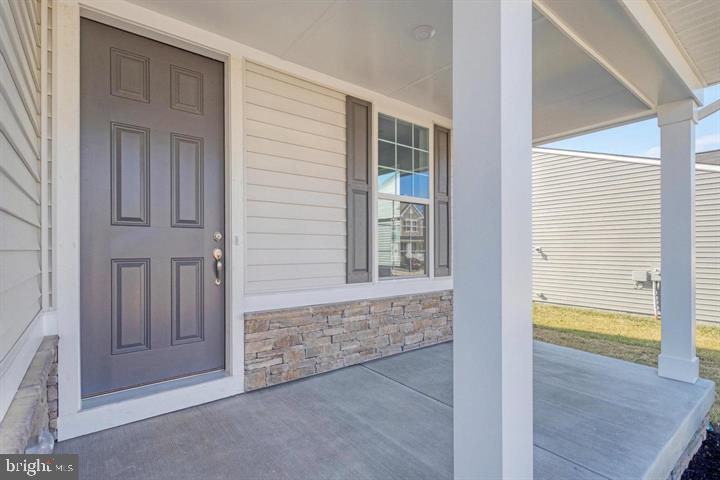 6318 POINTER LANE